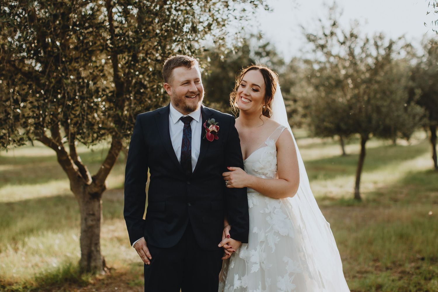 Editorial style wedding photographer Young NSW, golden hour wedding photography, South coast wedding photographer, relaxed editorial.