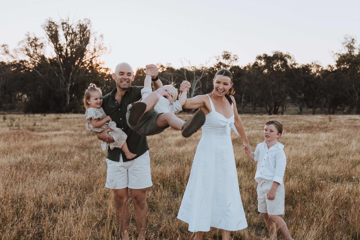 Young NSW Family Photography Session- Emily Watson Photography