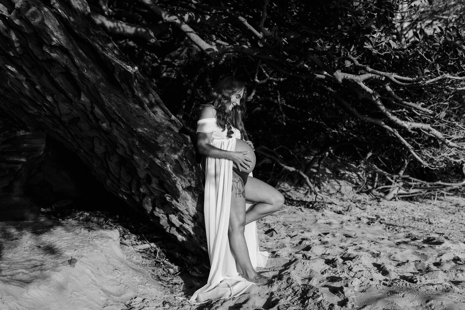 SydneyNSW Maternity Photography session- Emily Watson Photography