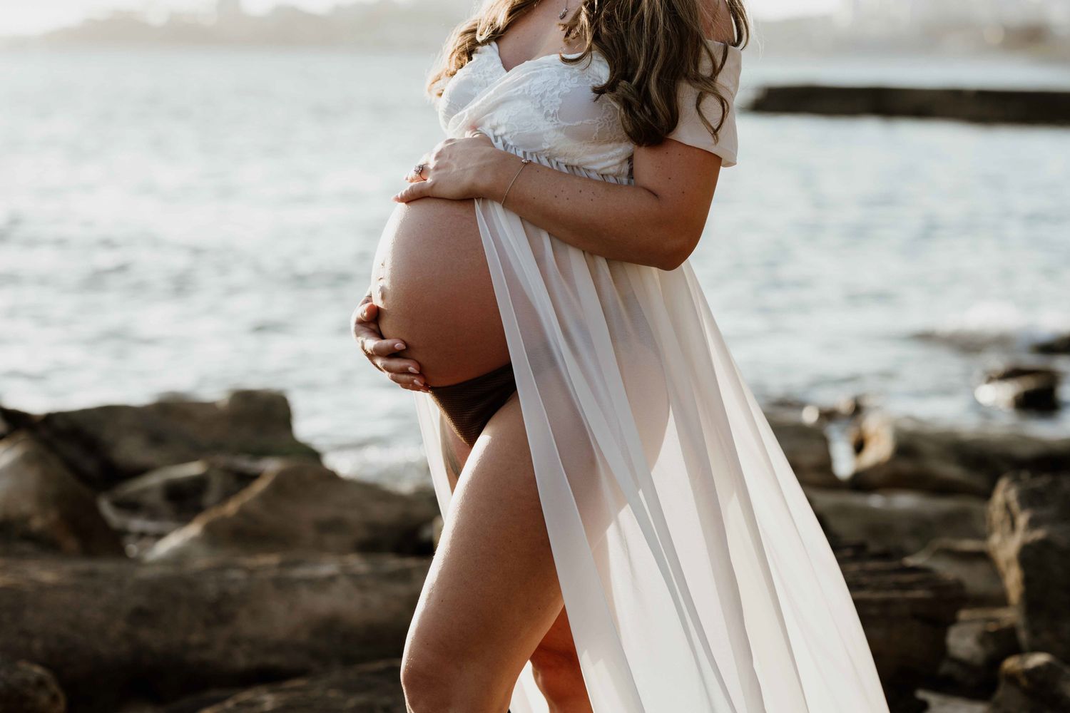 SydneyNSW Maternity Photography session- Emily Watson Photography
