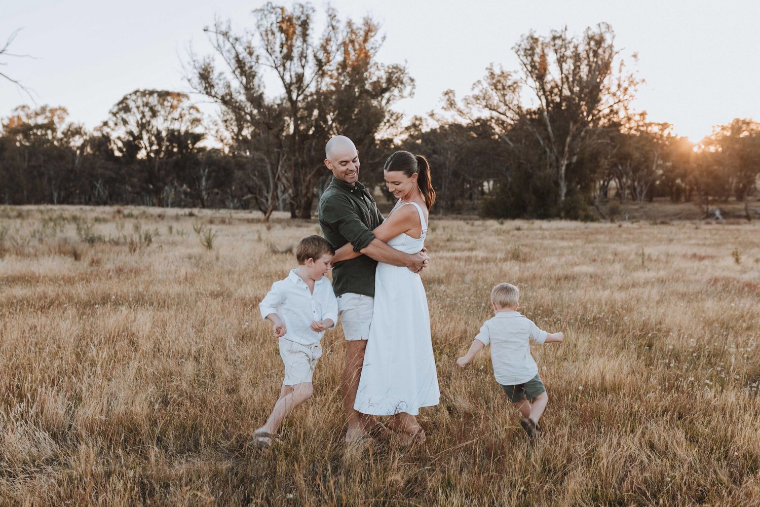 Young NSW Family Photography Session- Emily Watson Photography