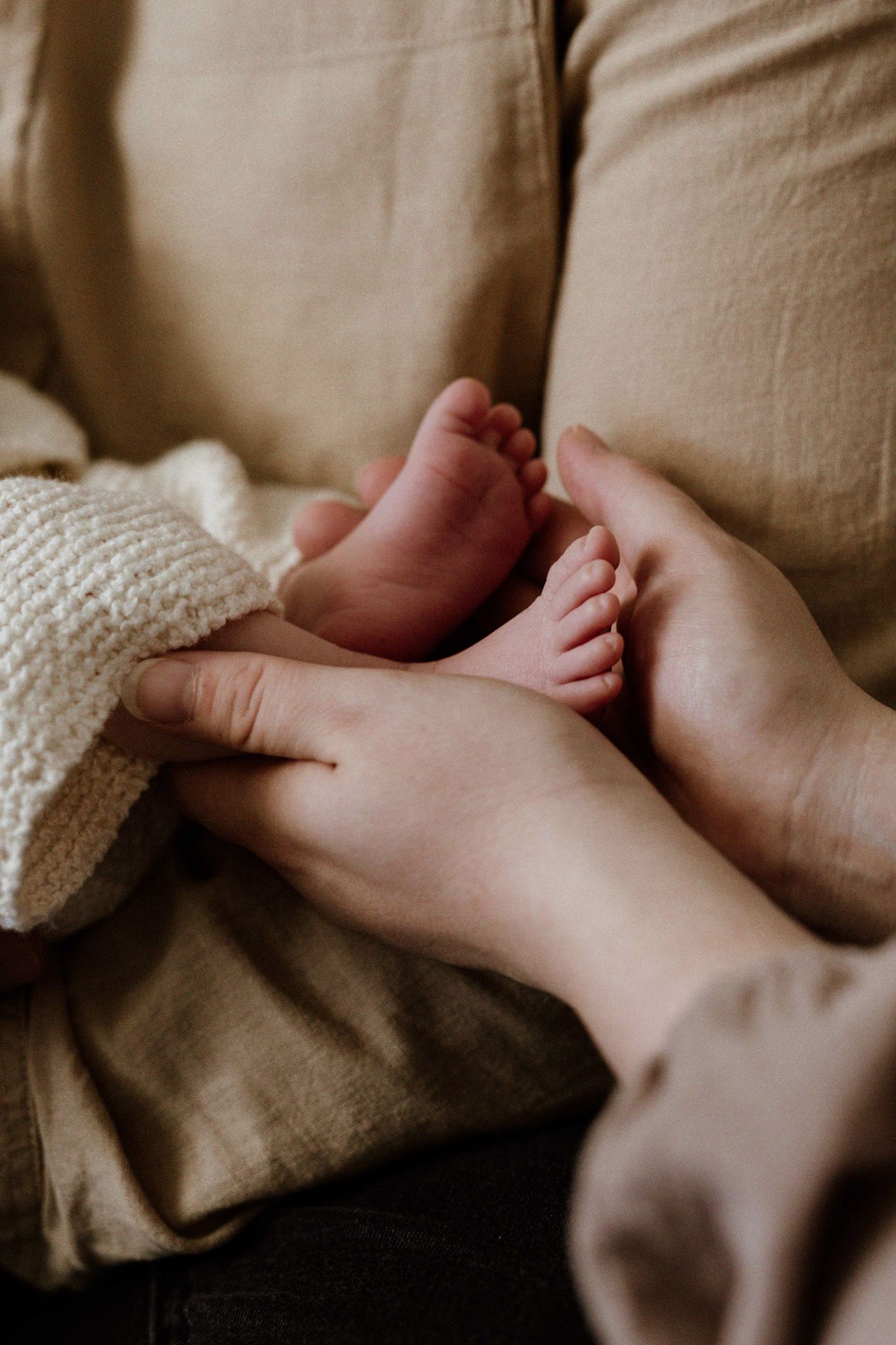 at home documentary style Newborn photography Young NSW