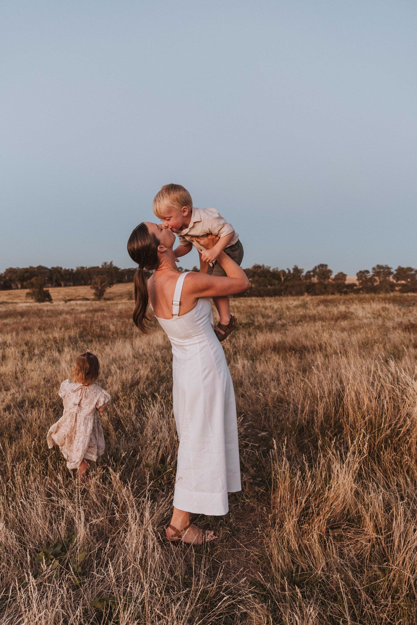 Young NSW Family Photography Session- Emily Watson Photography