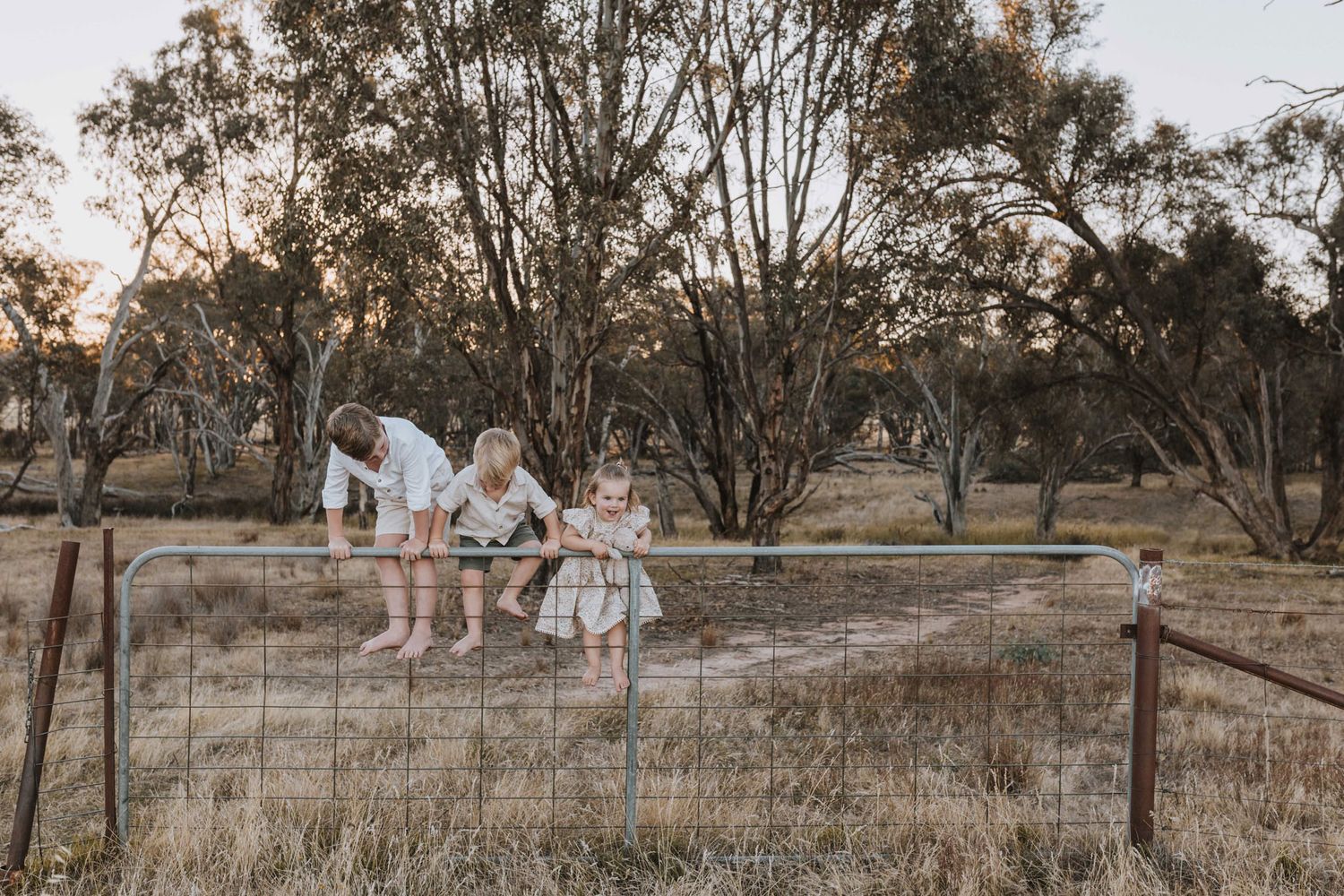 Young NSW Family Photography Session- Emily Watson Photography