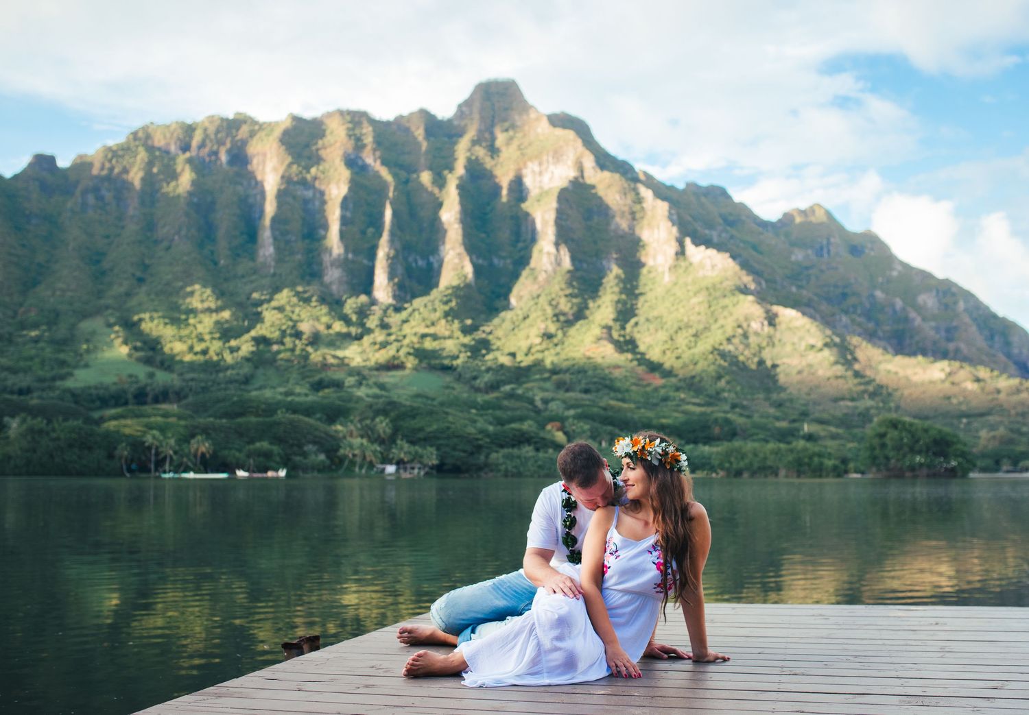 Couple portrait at Koʻolau Mountains during Oahu Hawaii engagement photography