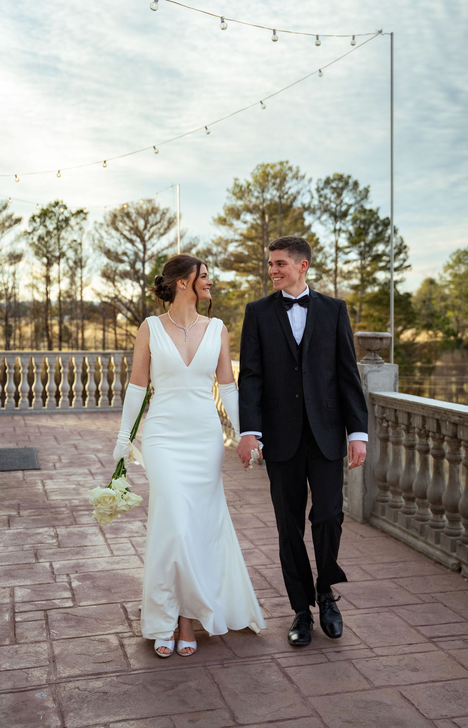 Nashville Wedding couple at sunset, elegant wedding couple in Sparta, timeless wedding photos in Sparta TN, Dimora couple at sunset.