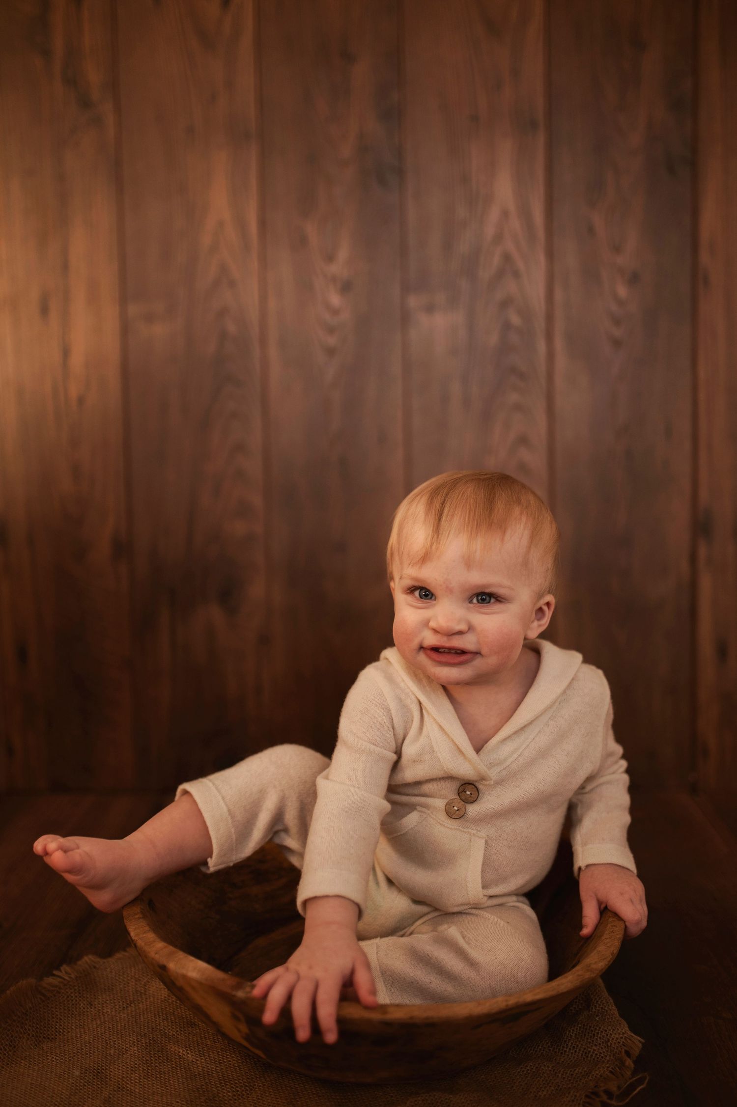 1års porträtt tagna i studio. Bilderna är tagna hos Lovestories By Sara i Skåne.