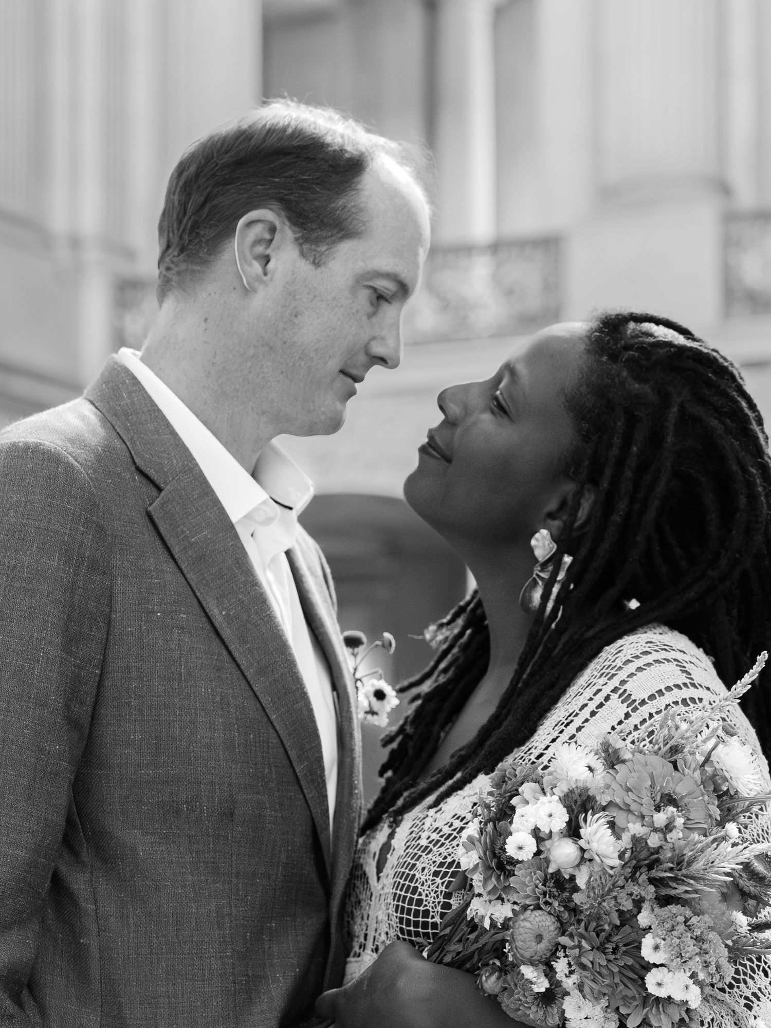 San Francisco Civil Ceremony in city hall couple