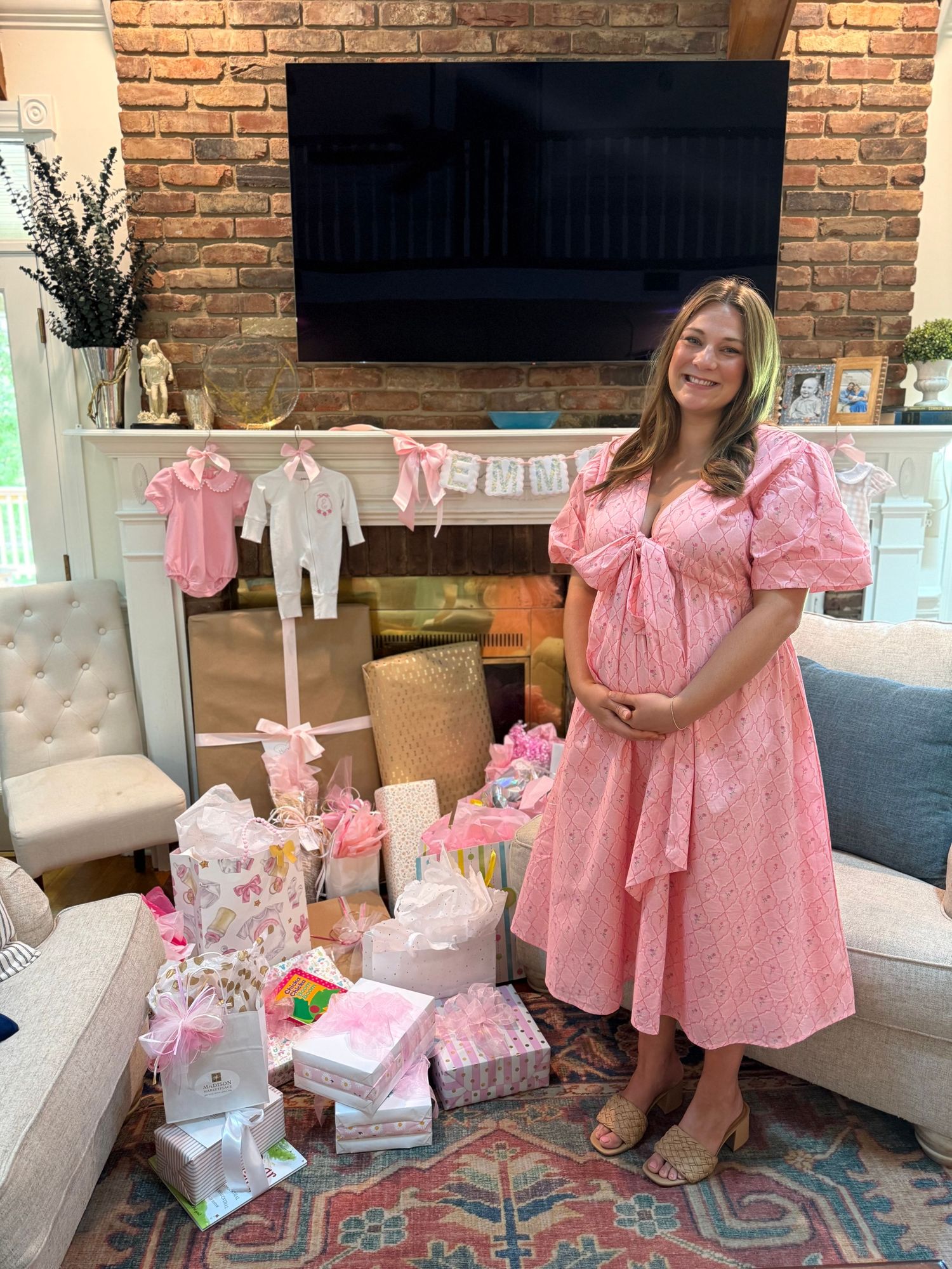 baby shower content creation of pregnant mother to be