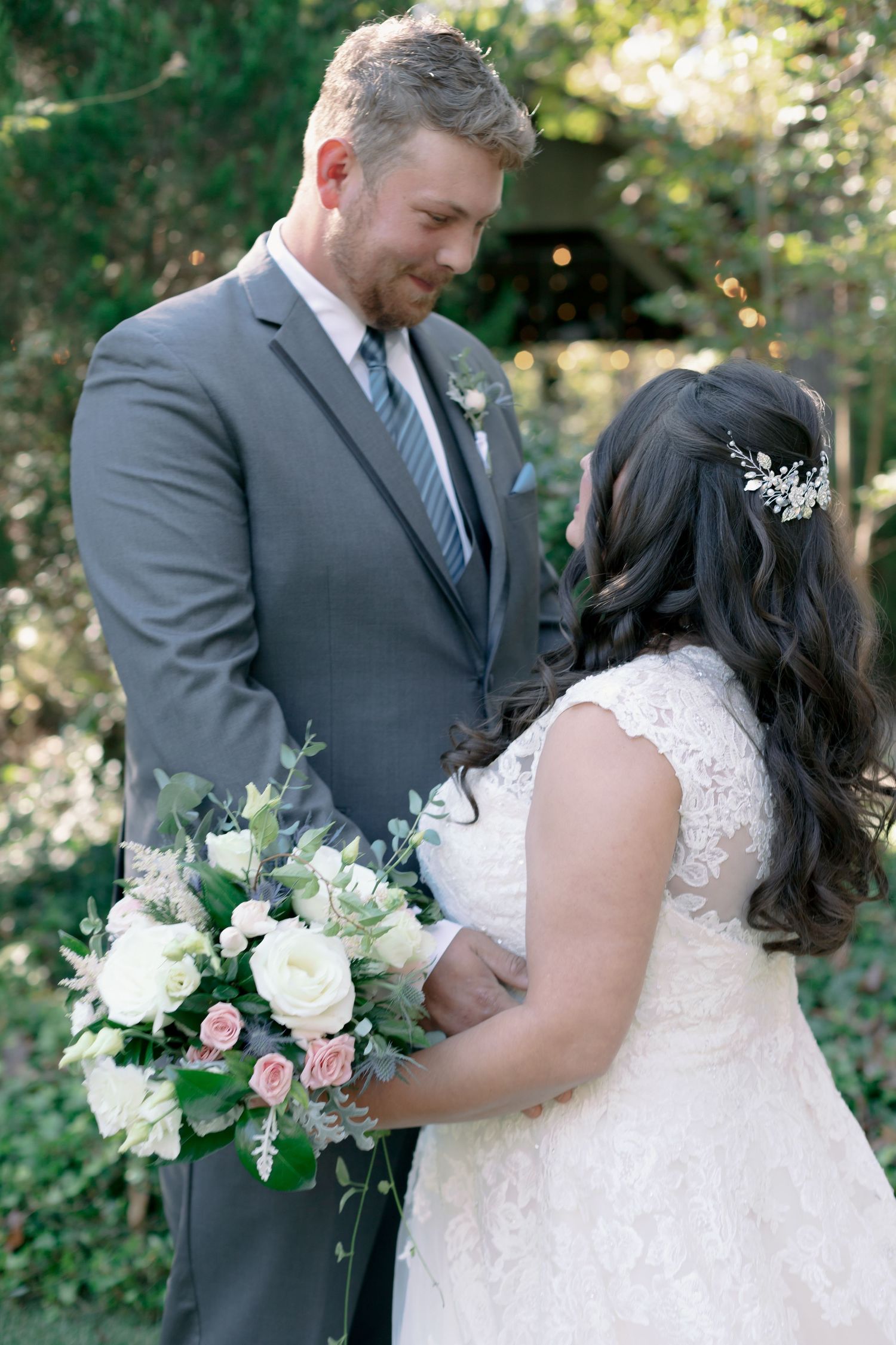 bride and groom wedding portraits