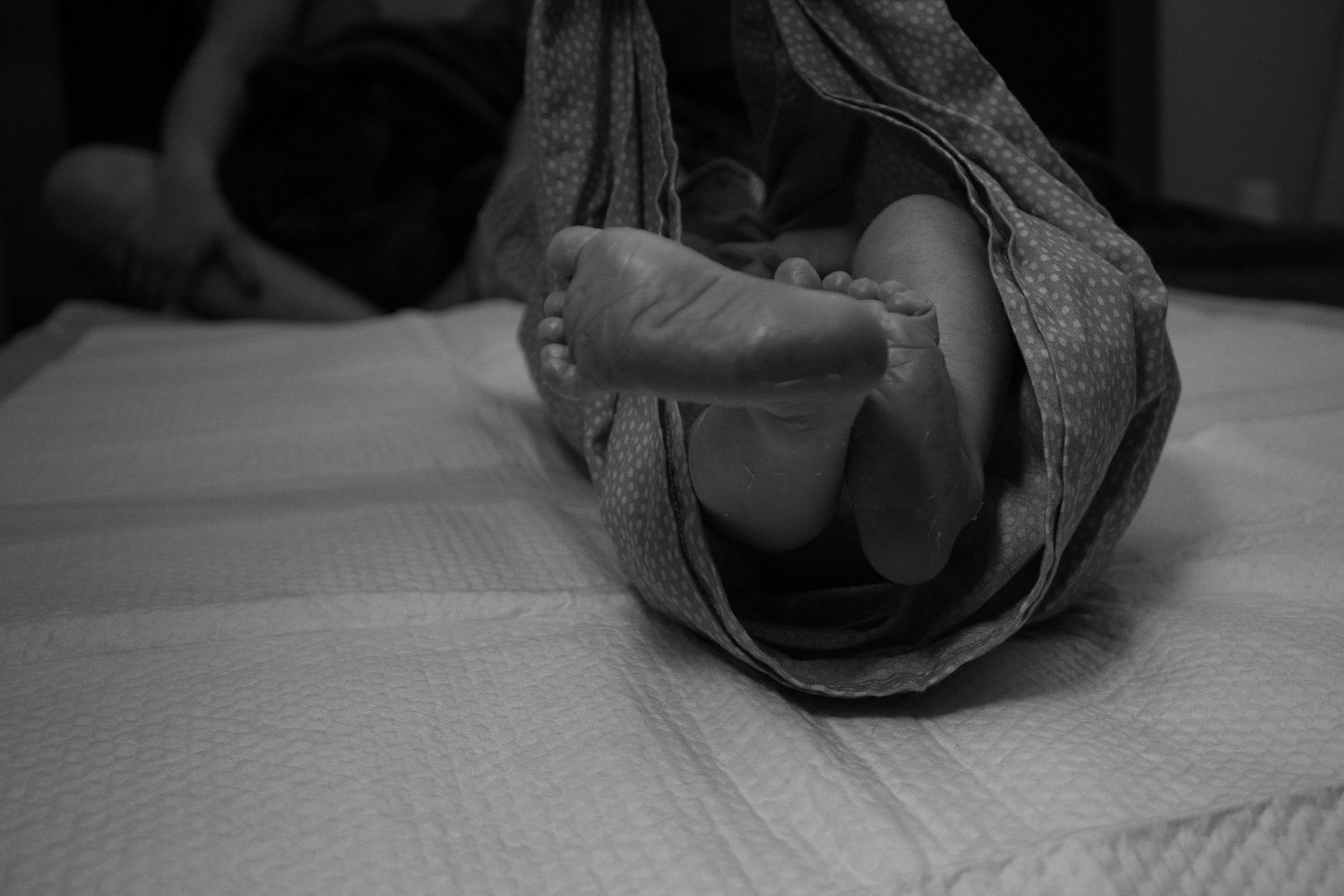 Copperas Cove home birth photographer capturing home birth.