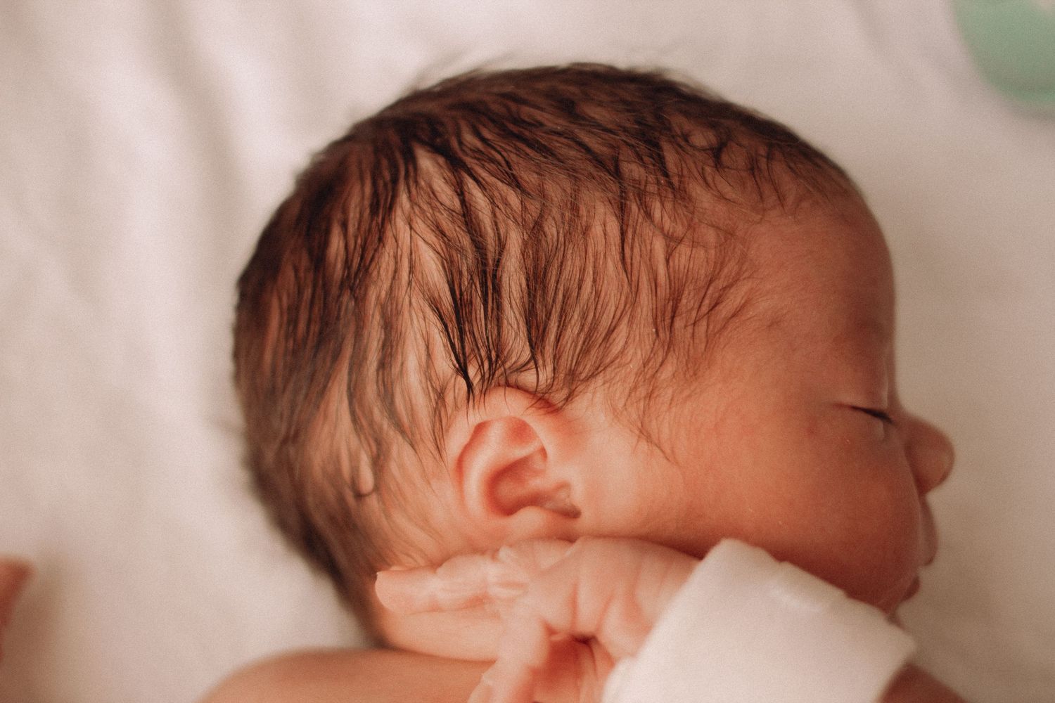 Copperas Cove birth photographer capturing newborn baby.