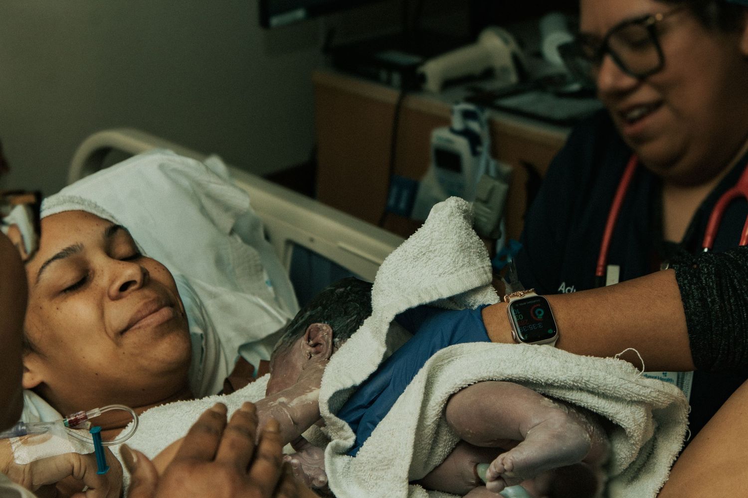 Killeen Doula Captures Mother holding baby boy for the first time in the hospital.