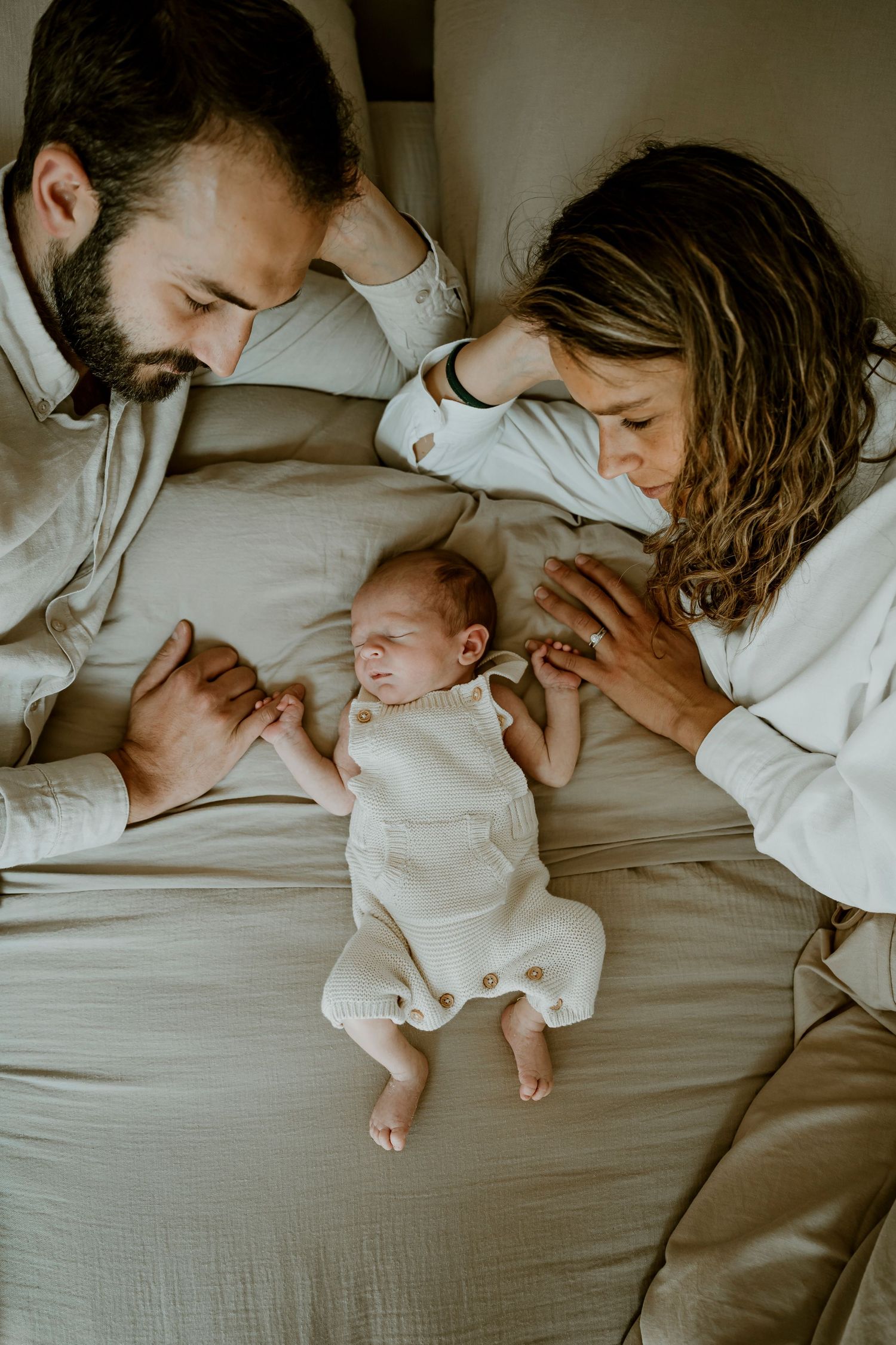 photographe famille bébé nouveau-né naissance hem nord de la france lille aurelie dufosse photographe à  domicile