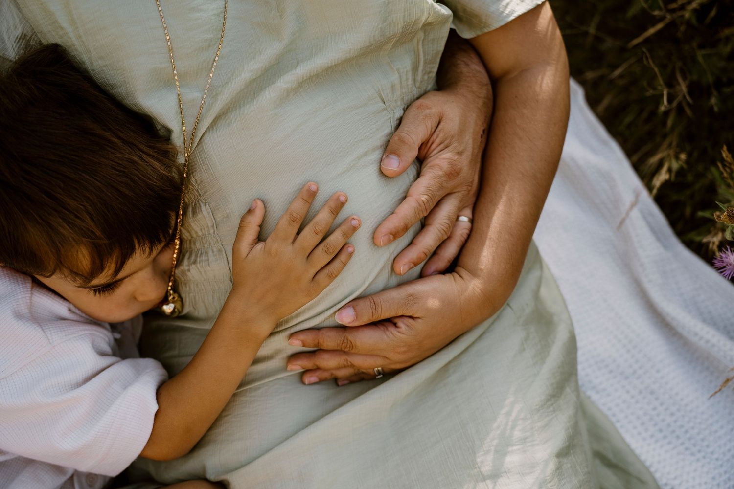 photographe future maman grossesse famille bébé nouveau-né naissance hem nord de la france lille aurelie dufosse photographe à  domicile