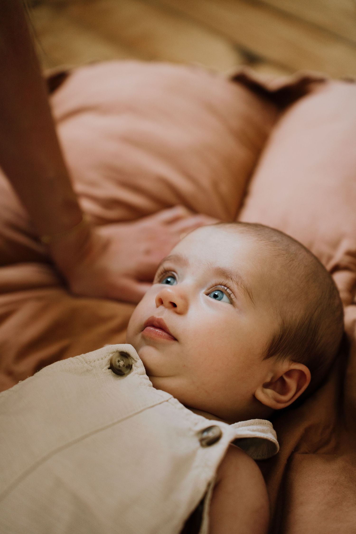 photographe famille bébé nouveau-né naissance hem nord de la france lille aurelie dufosse photographe à  domicile