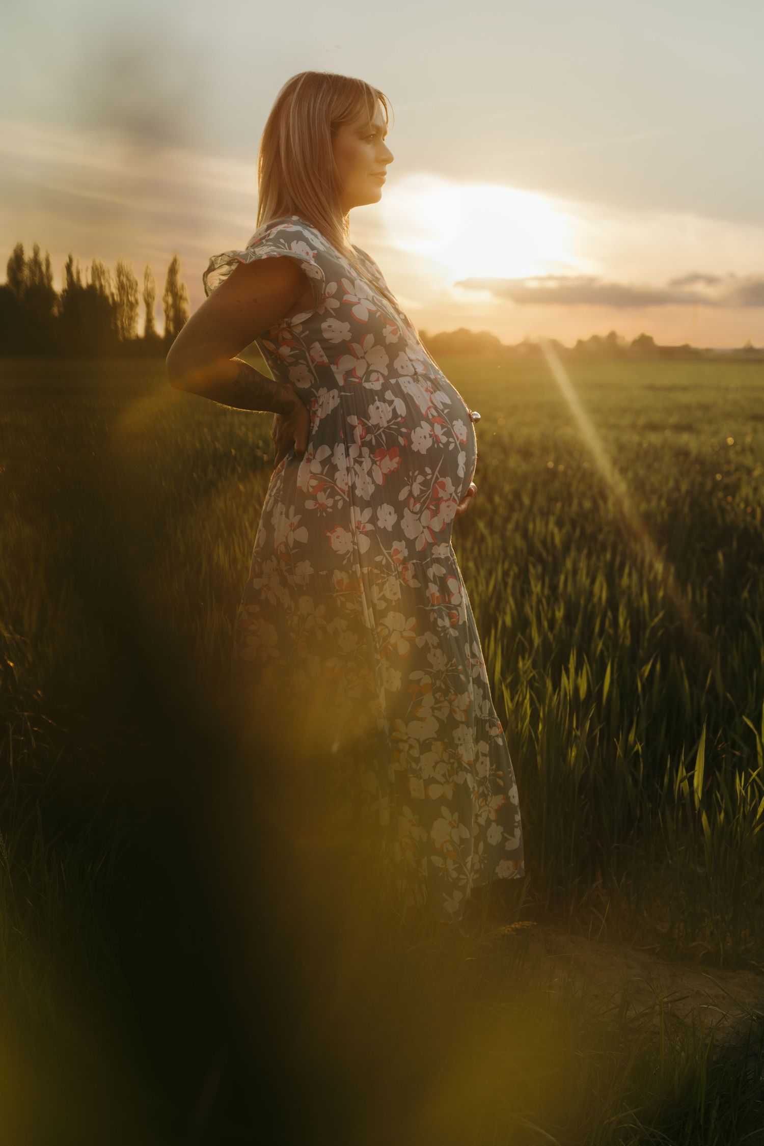 Séance photo grossesse coucher de soleil hem nord de la france lille aurelie dufosse photographe