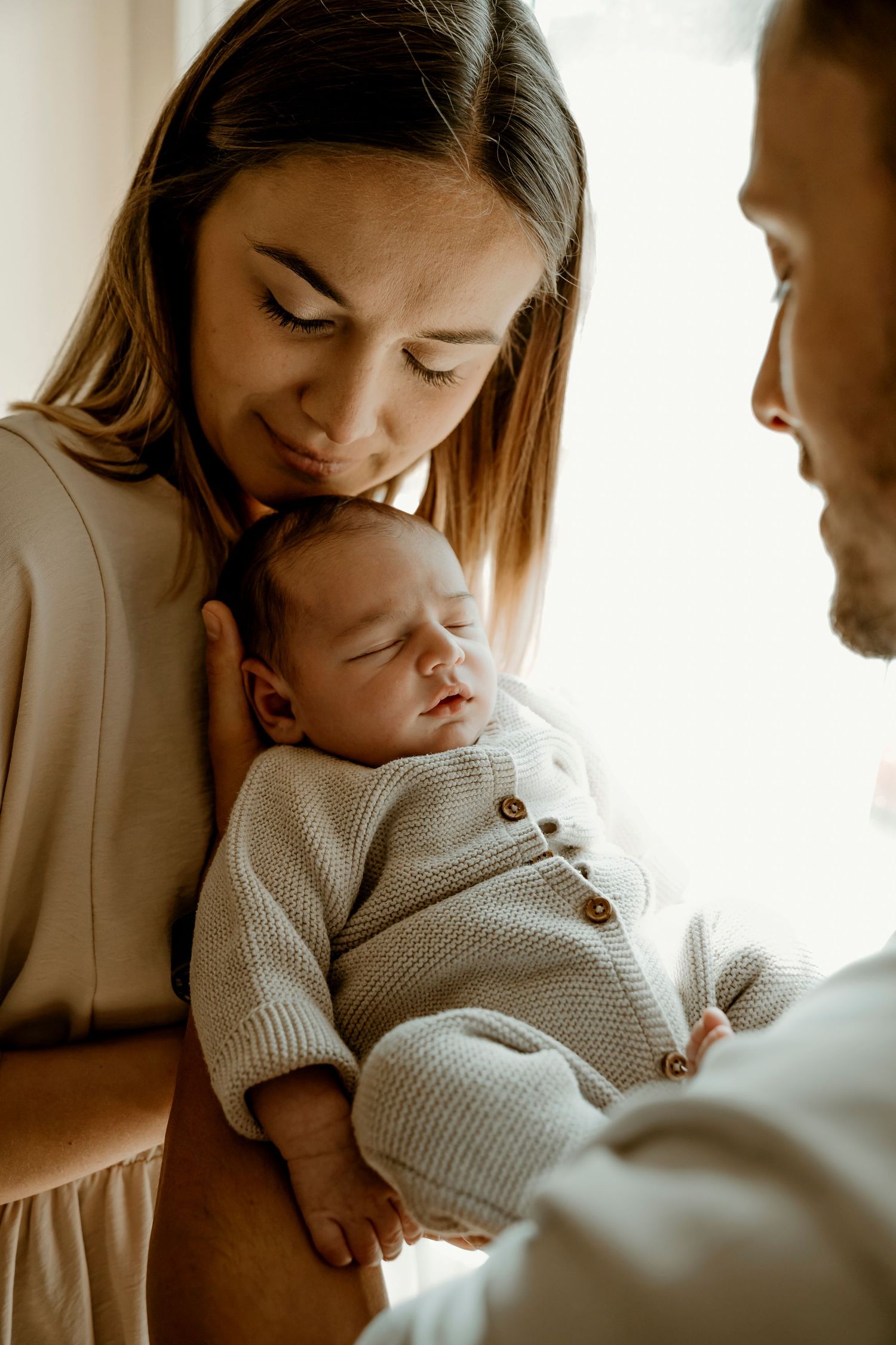 photographe famille bébé nouveau-né naissance hem nord de la france lille aurelie dufosse photographe à  domicile