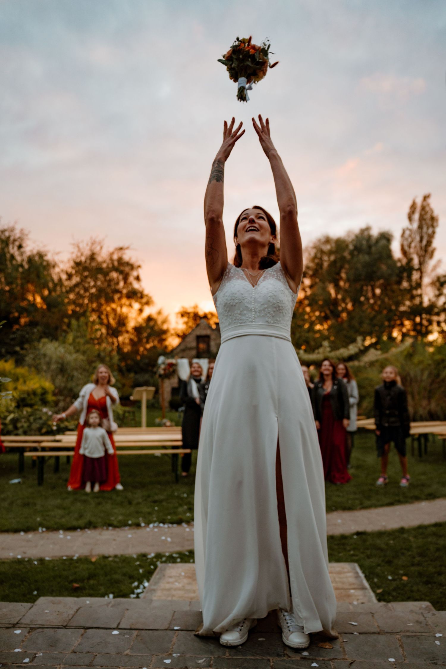 photographe mariage hem nord de la france lille aurelie dufosse photographe lancer de bouquet