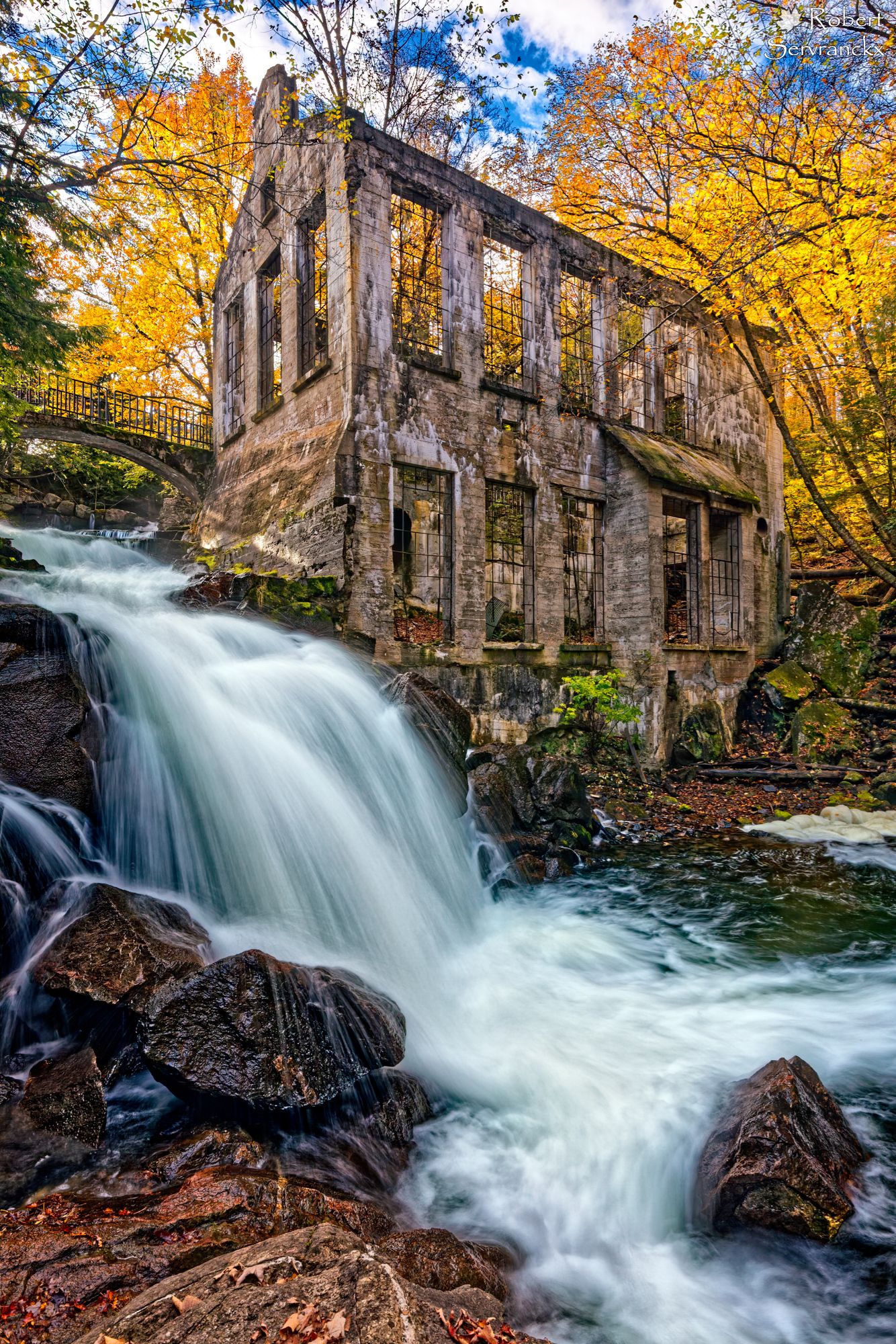Thomas Carbide Willson Ruins and Waterfall, Gatineau Parc - Chutes et ruines Carbide Willson, Parc de la Gatineau