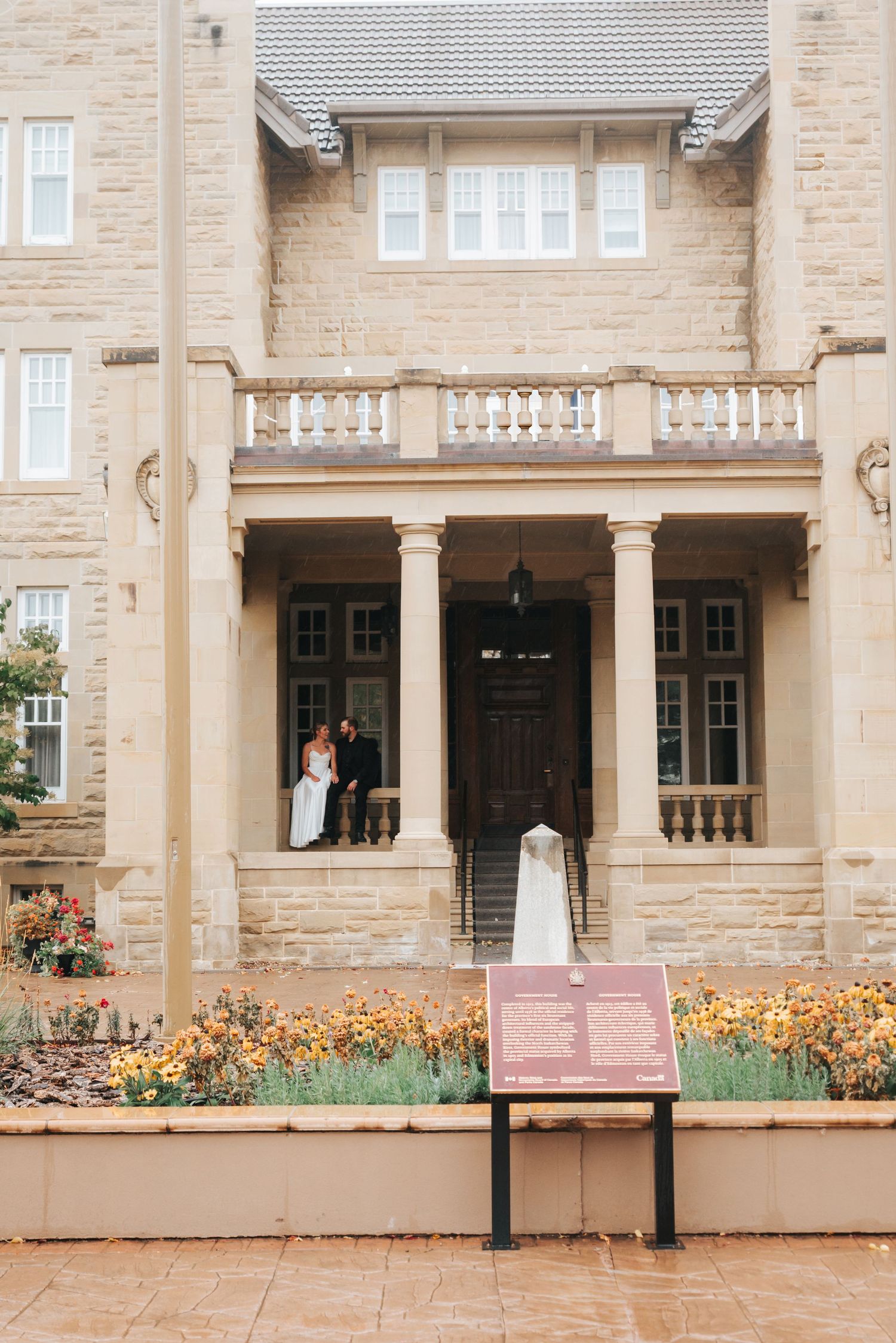 Elopement Autumn Florals | Edmonton Premier Luxury Elopement Experience