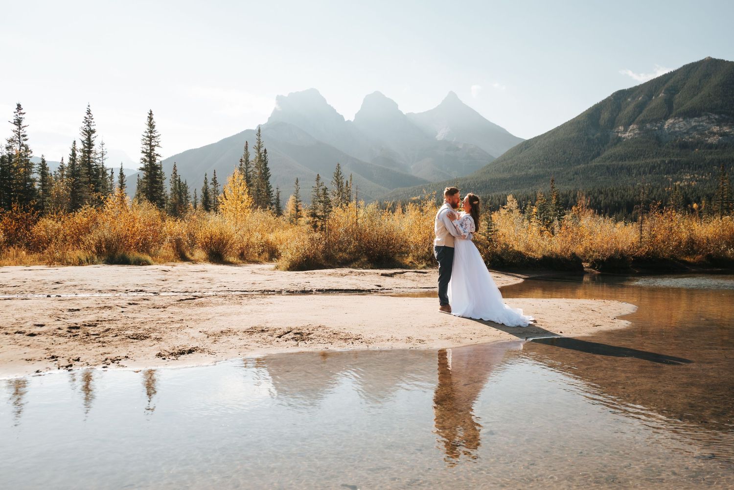 Elopement Autumn Florals | Edmonton Premier Luxury Elopement Experience