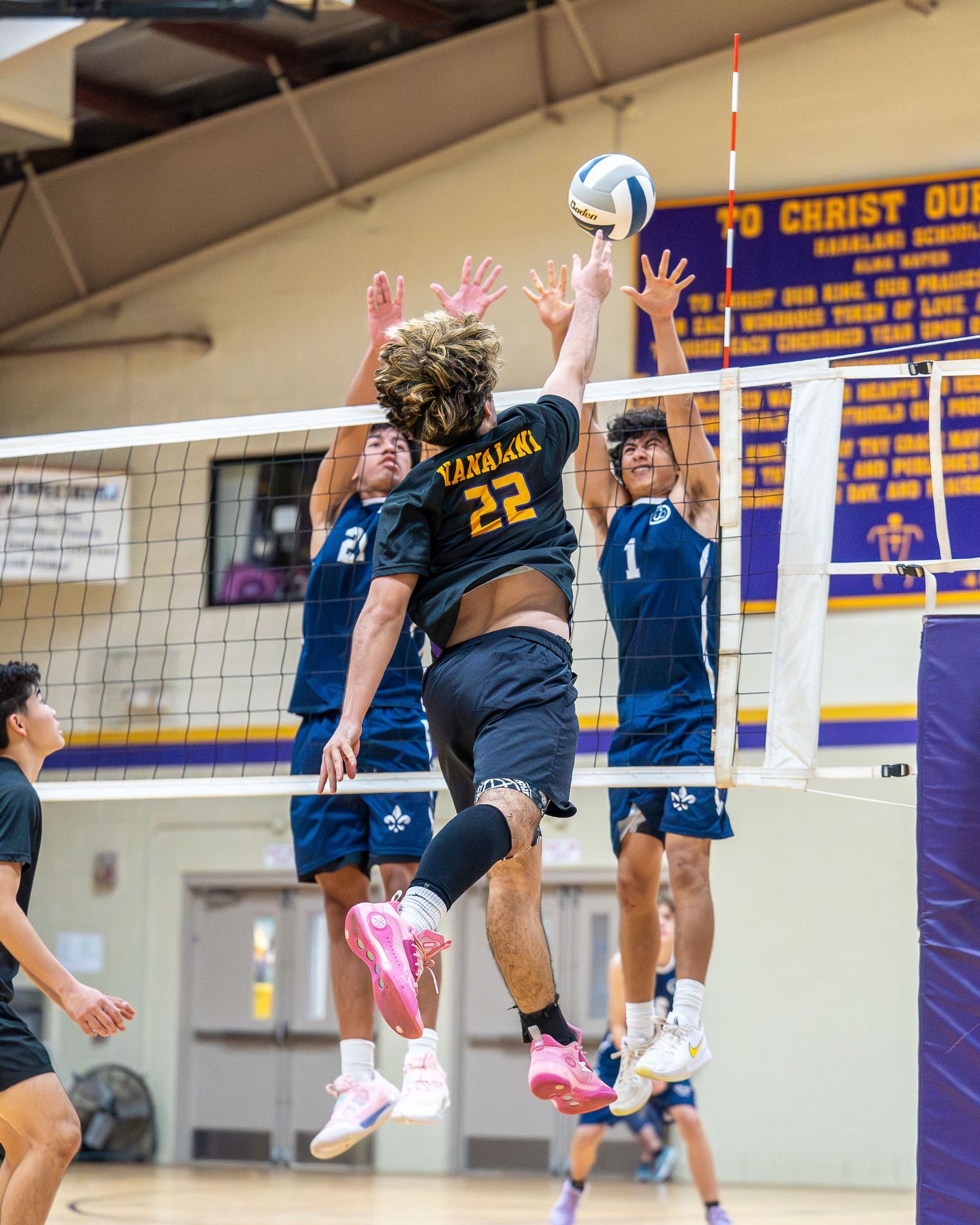 Spring athletics competition moment captured in Hawaii