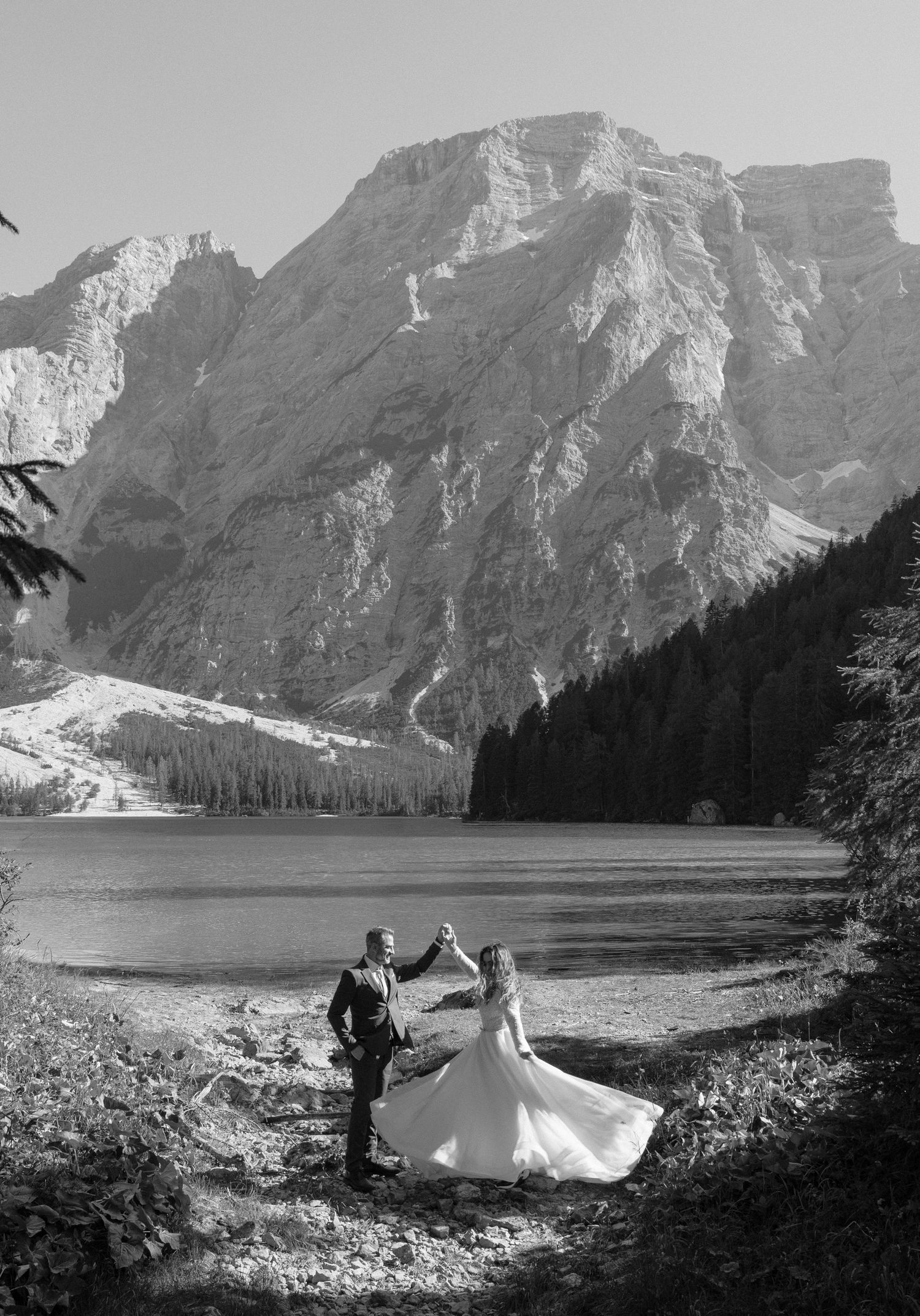 Romantic wedding in Dolomites countryside captured by Greek wedding photographer