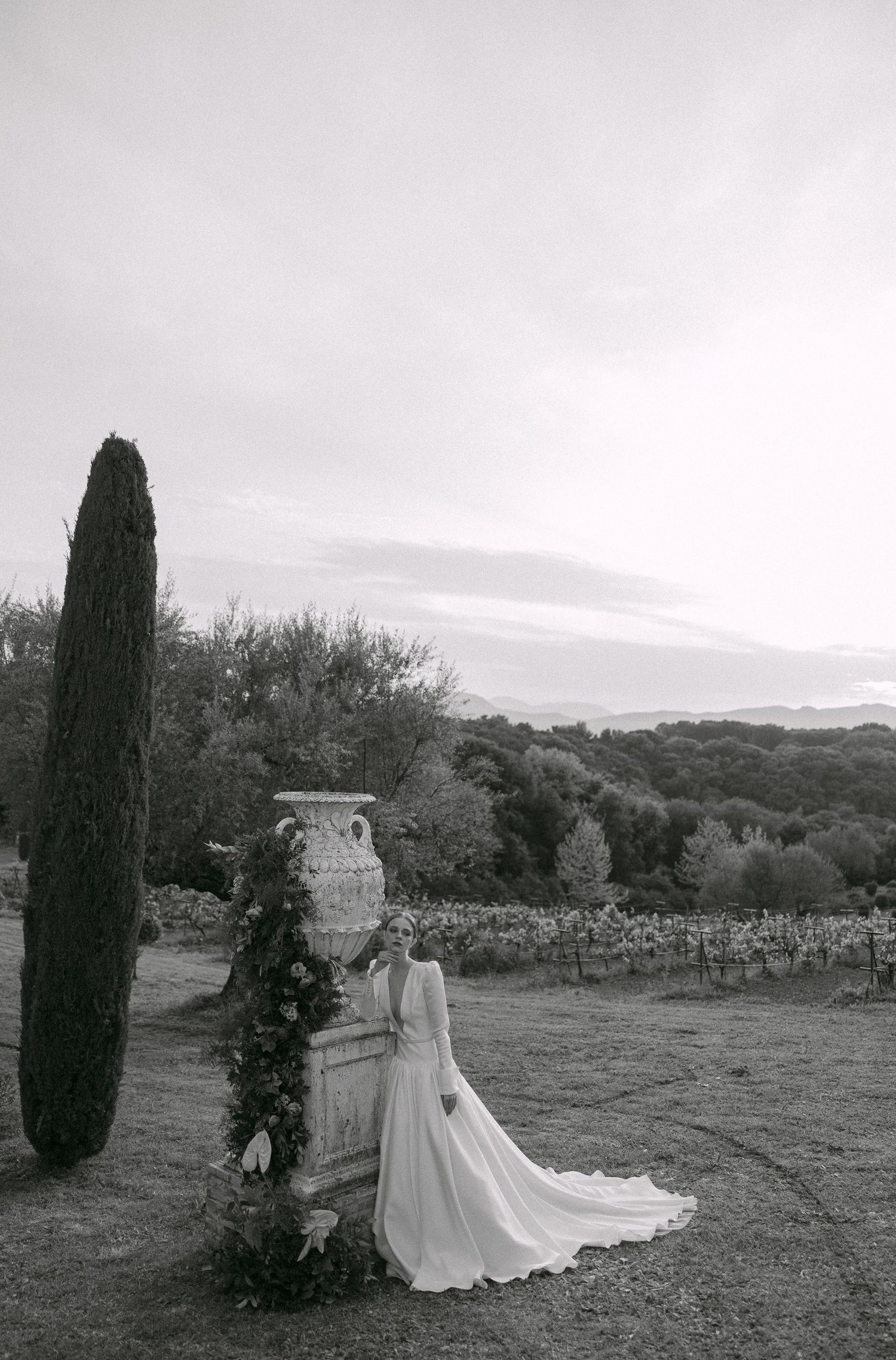 editorial image bride portrait in italy