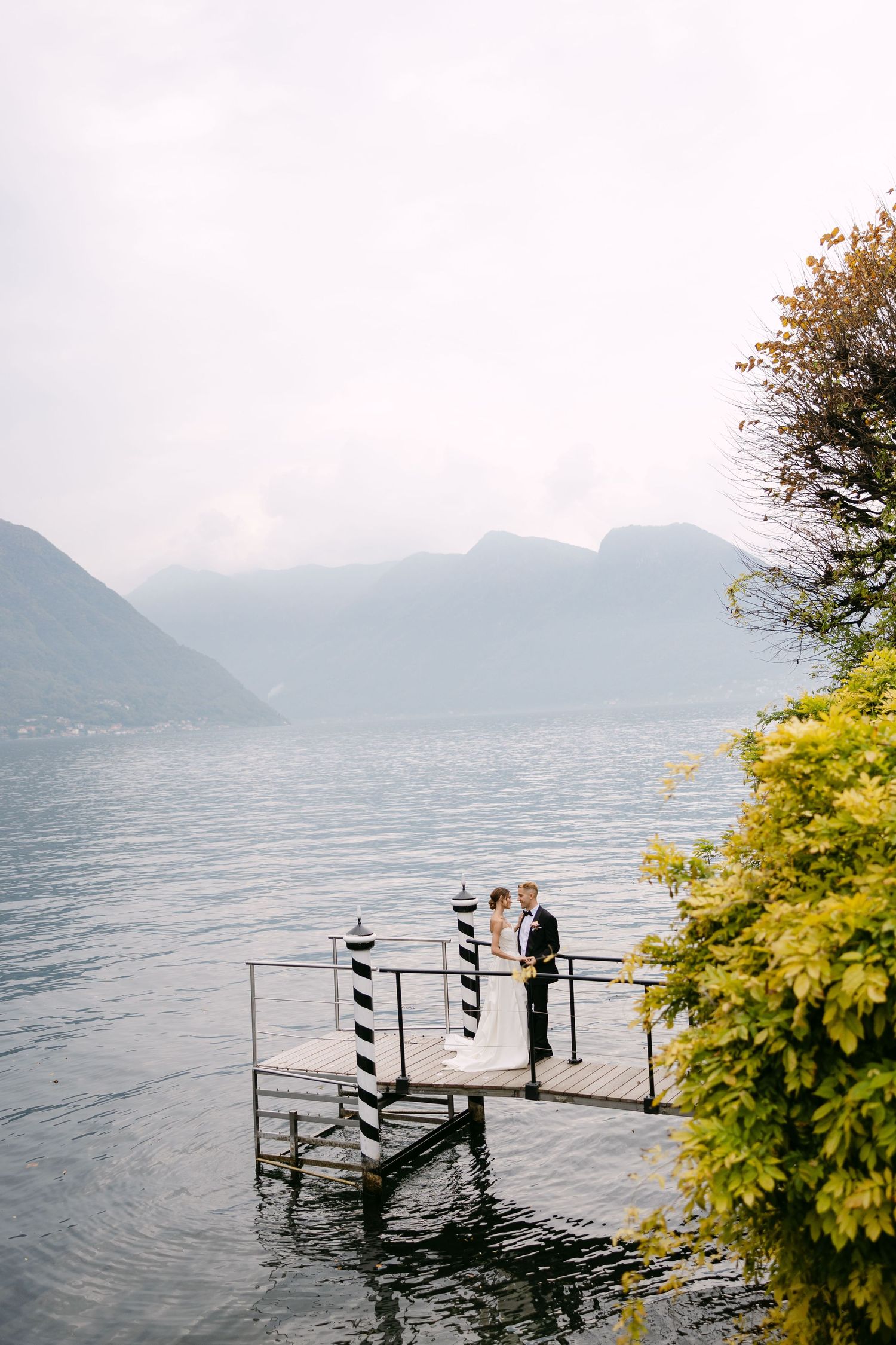 wedding ceremony couple photography in Lake Como