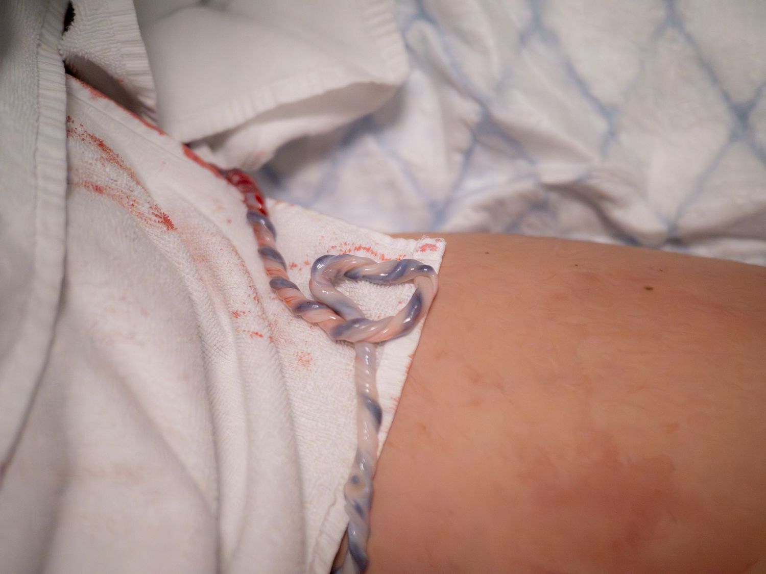 Synnytyskuvaus Uusimaa, suunniteltu sektio, kotisynnytys, sairaala synnytys. Ikuistaen tämän voimallisen kokemuksen teille muistoiksi!
