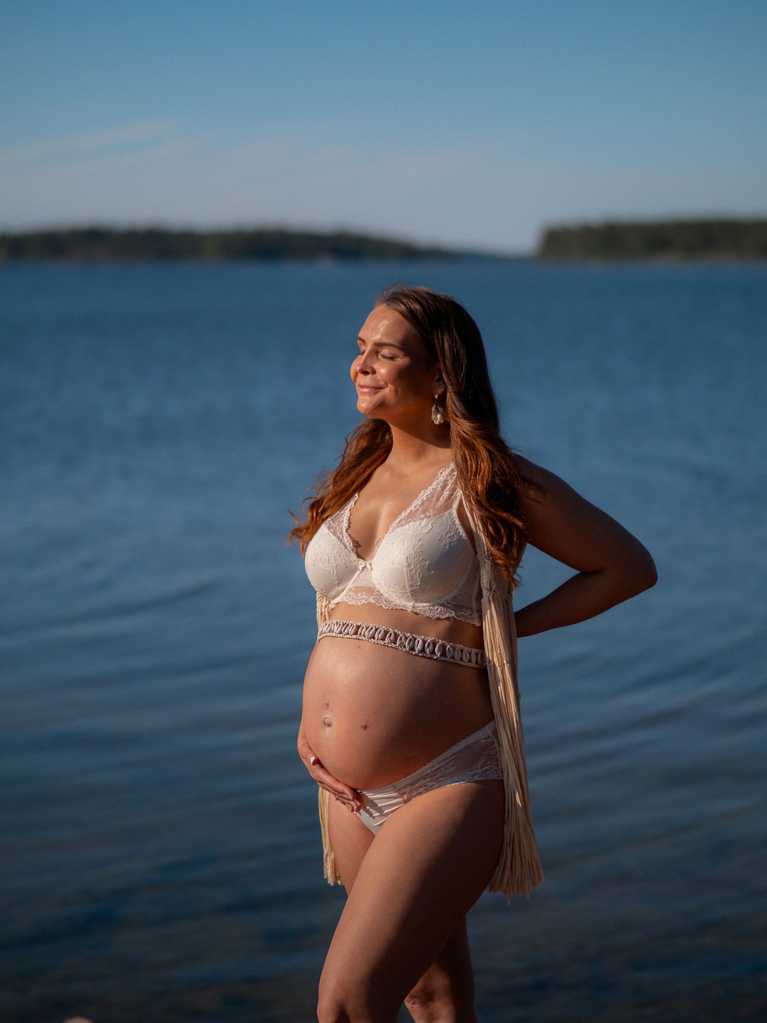 Suunnitellaan juuri sinun näköisesti odotuskuvaukset! Raskauskuvaus luonnossa tai kotonanne, Espoo, Helsinki, Vantaa, Kauniainen.