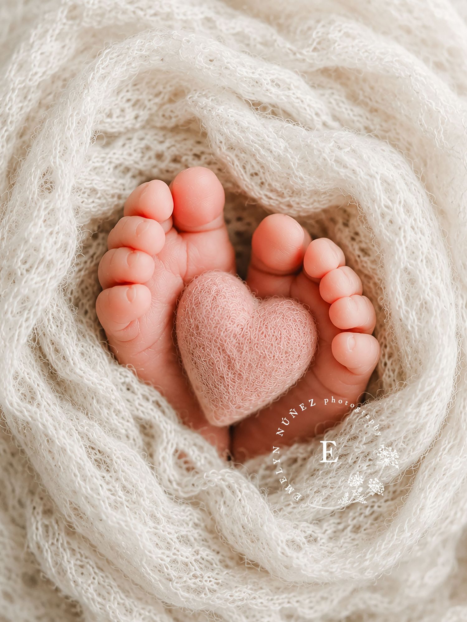 Bebé recién nacido, en sesión newborn en Santo Domingo.