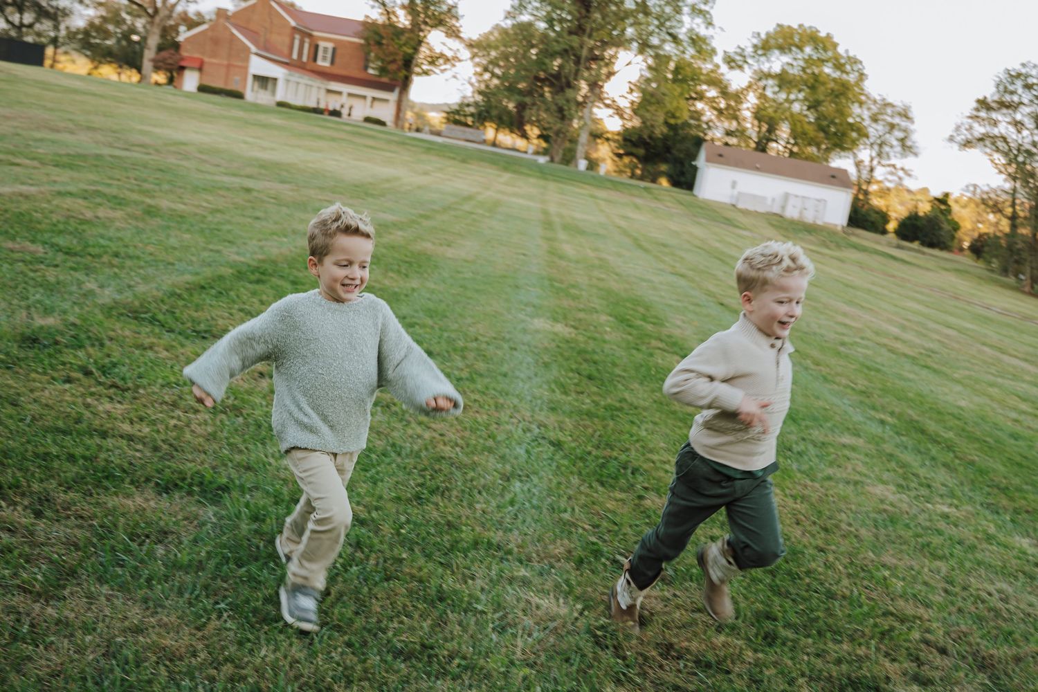 kids running