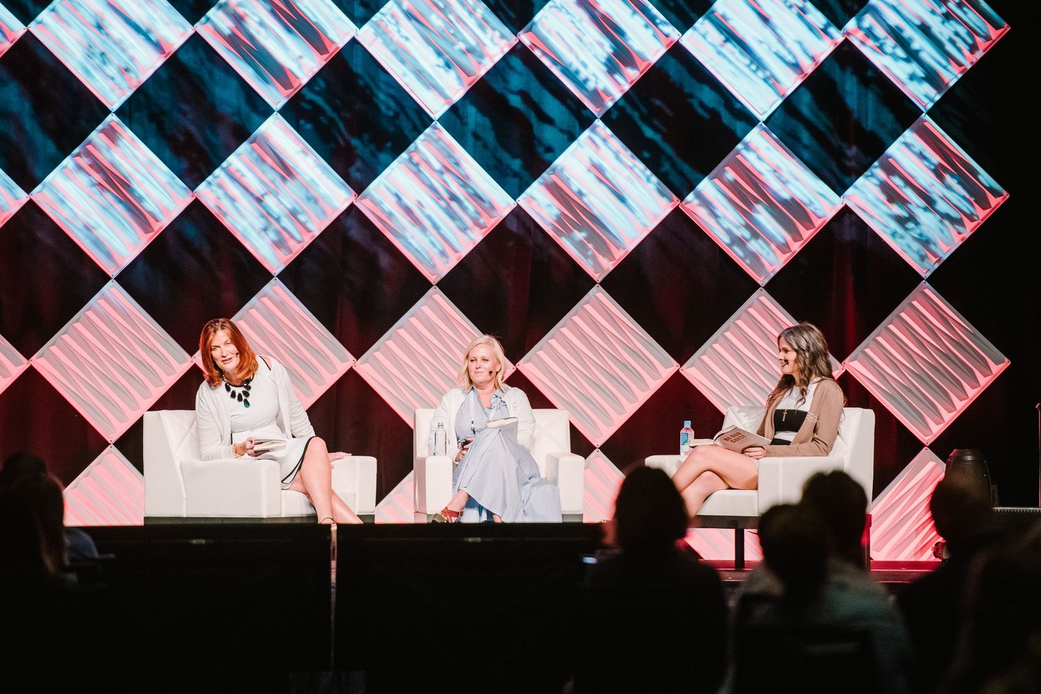 Kristen Marie Event Photography | Las Vegas Corporate Event, Conference, Tradeshow and Headshot Photographer