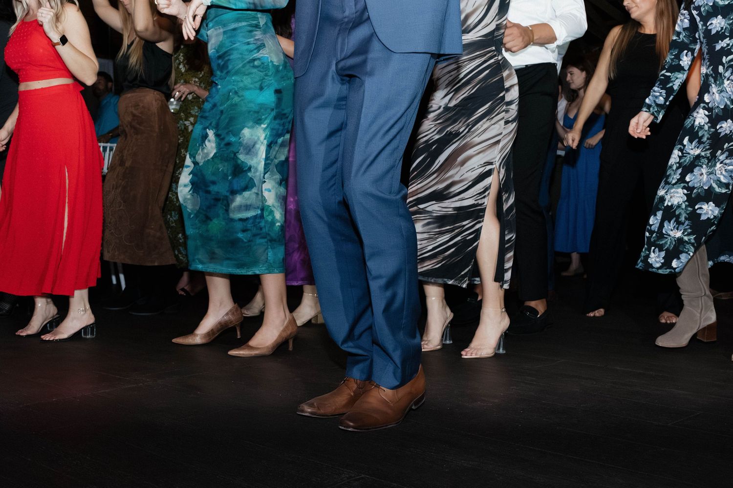 wedding guests dancing