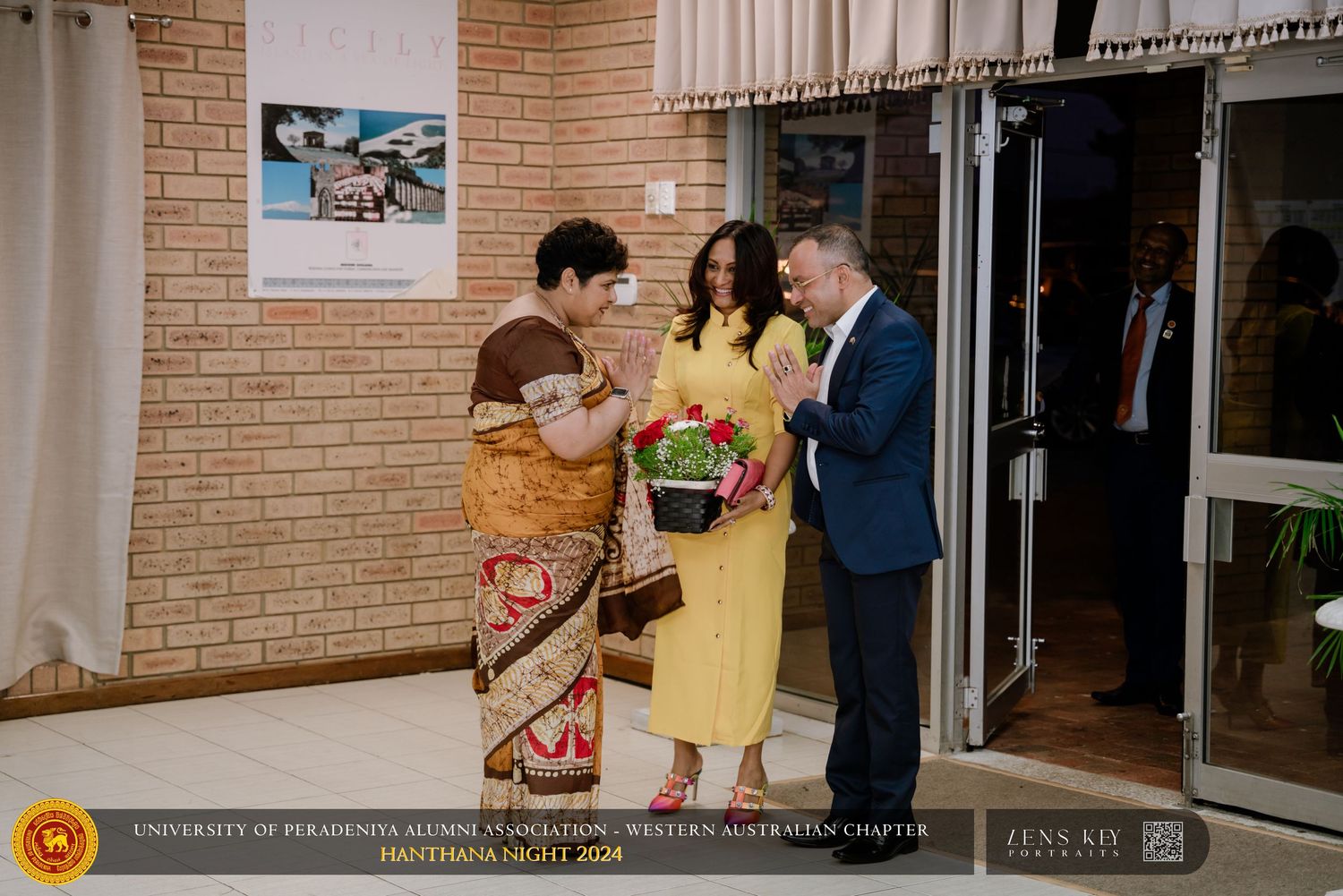 Guests greeted with flowers at Hanthana Night 2024 University of Peradeniya Alumni WA event.