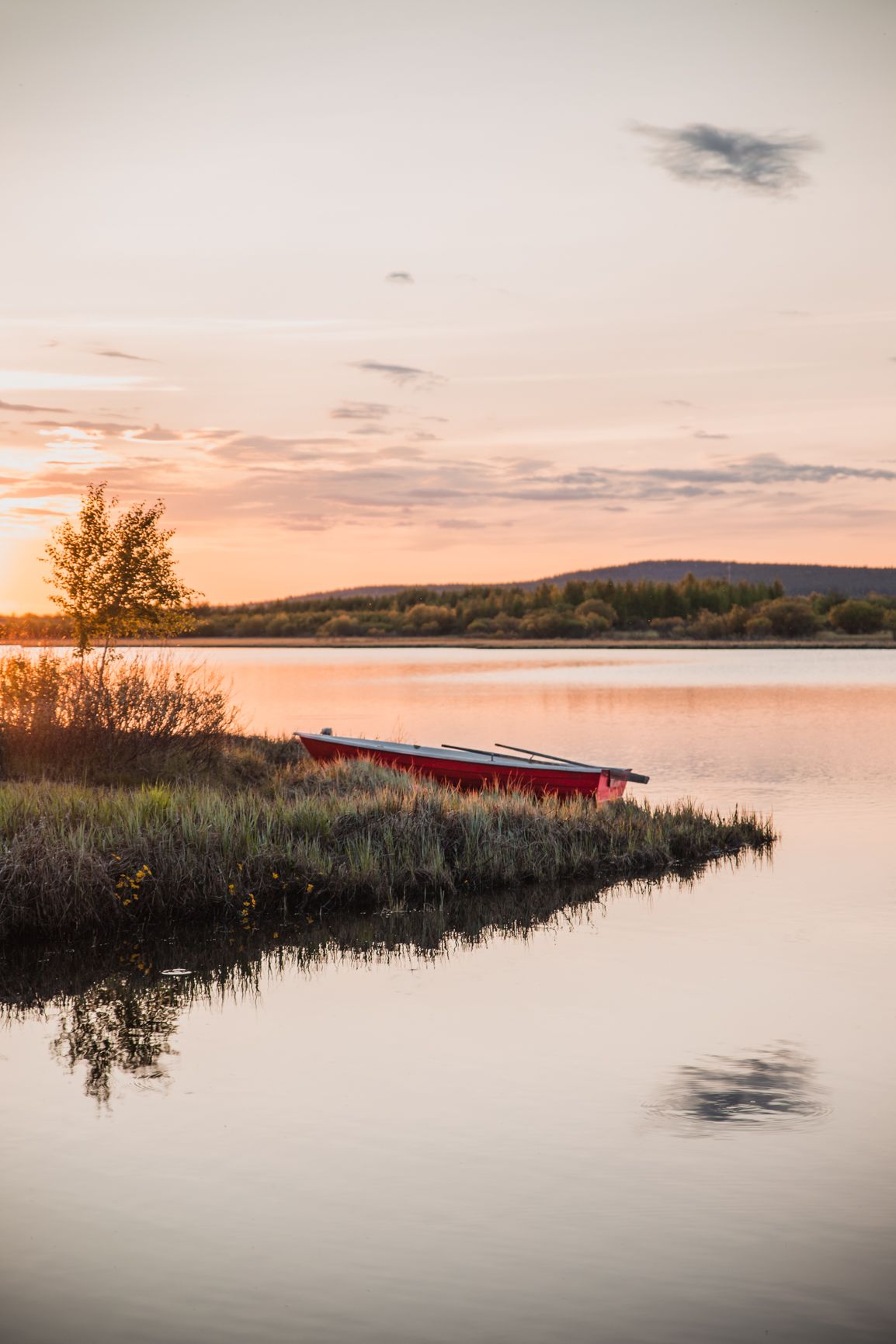 Midnight sun in Finnish Lapland