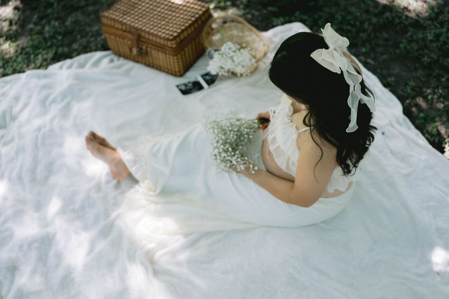maternity session, baby breath maternity, picnic basket, maternity photographer
