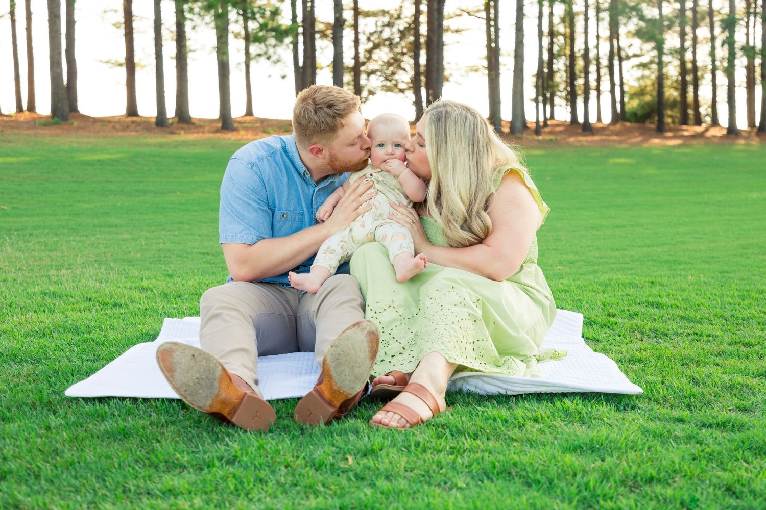 family photographer in Monroe, Louisiana