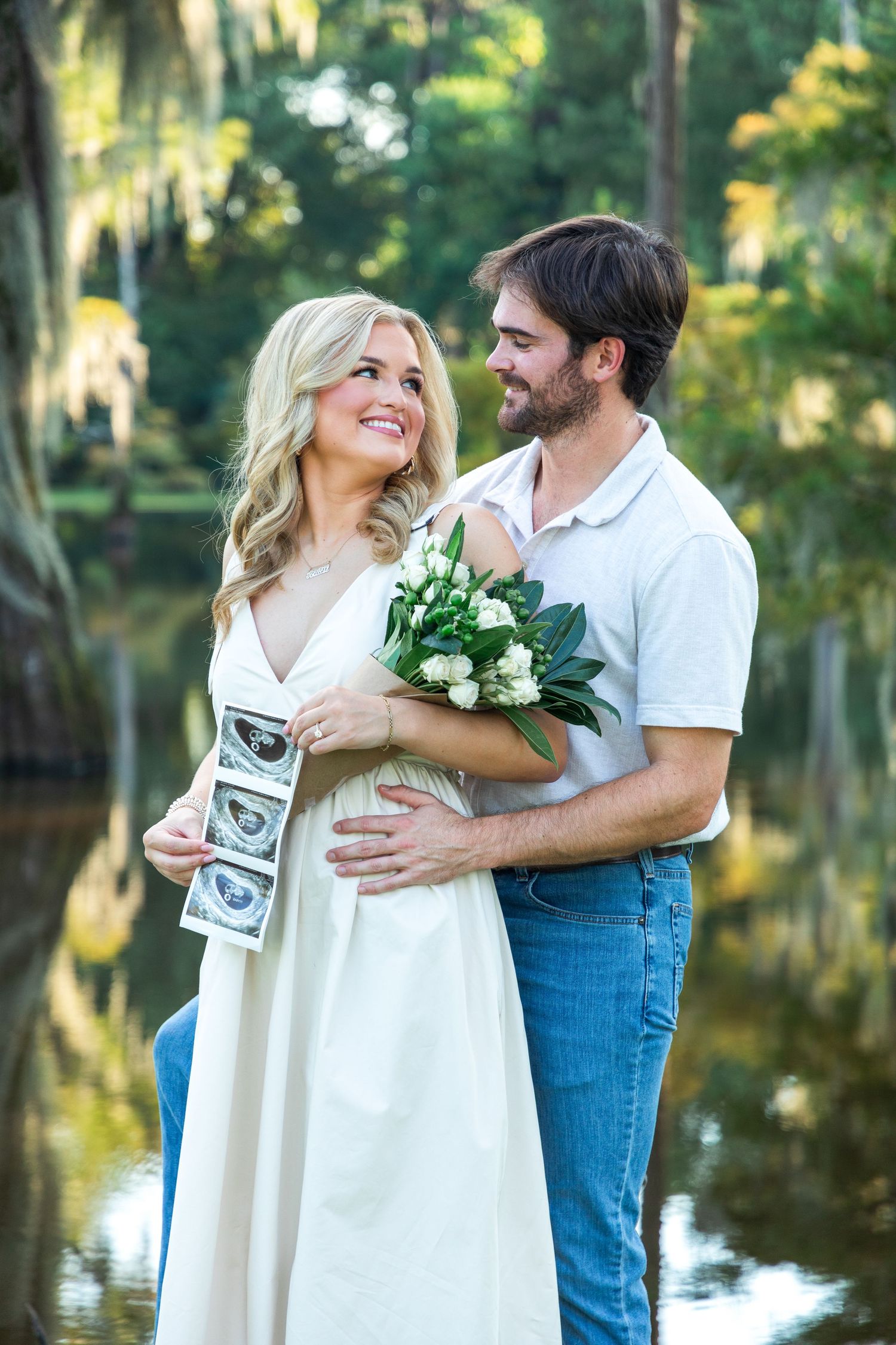 pregnancy photography near Monroe, Louisiana