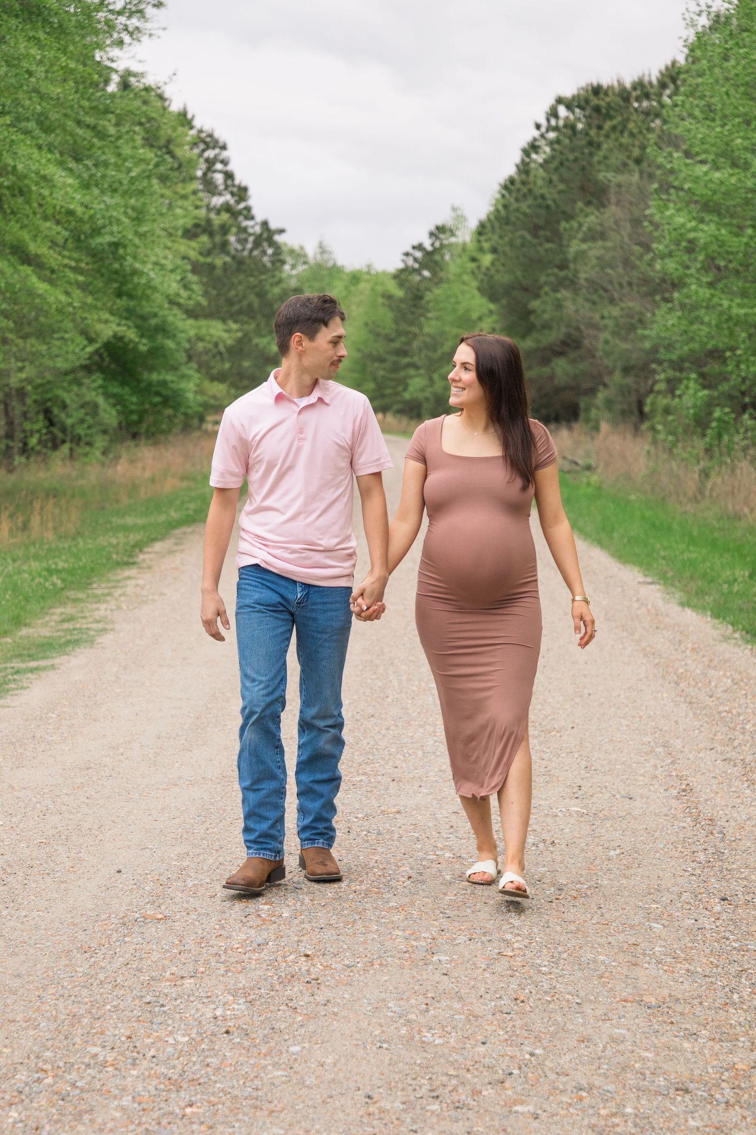 maternity photographer in West Monroe, Louisiana