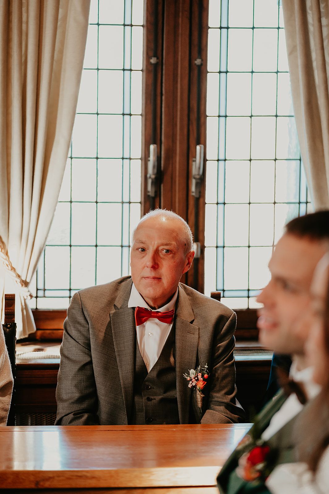 Winterhuwelijk bij het Sacrament
Trouwfotograaf West-Vlaanderen
Trouwfotograaf Roeselare
Trouwen