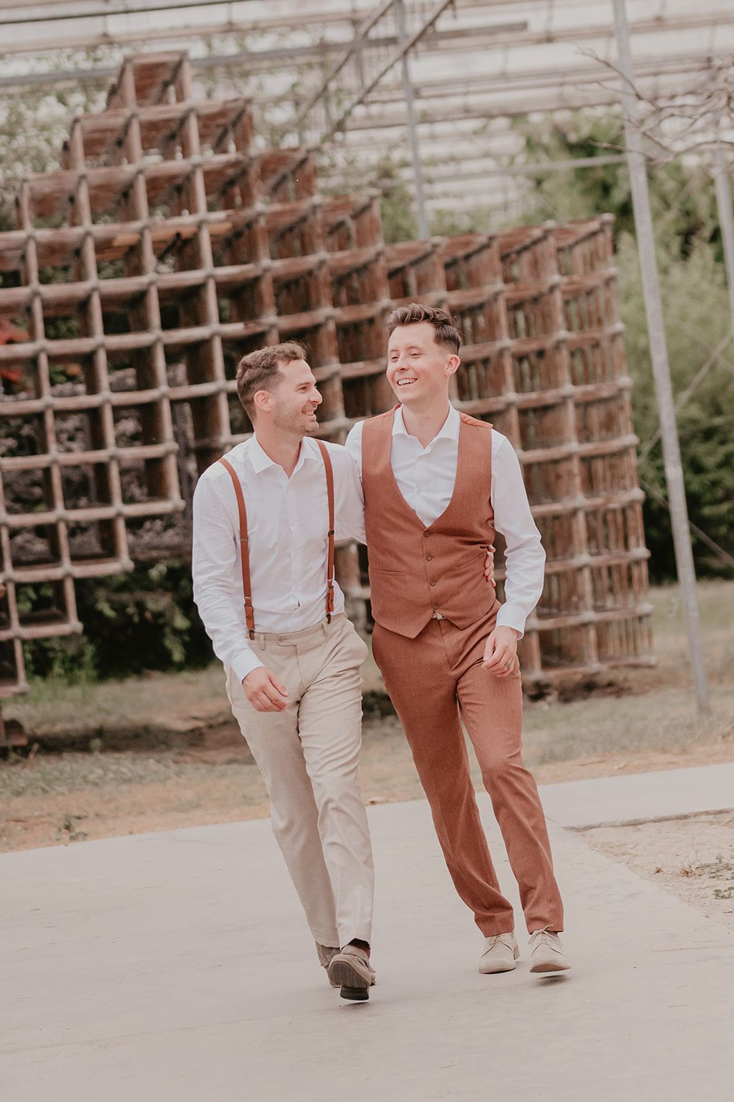 Huwelijksfotografie Roeselare 
Koppelshoot
Verbeke Foundation
Roeselare
LGBTQ
Hoeve wabi sabi
Staden
Intiem huwelijk
Verbeke Foundation