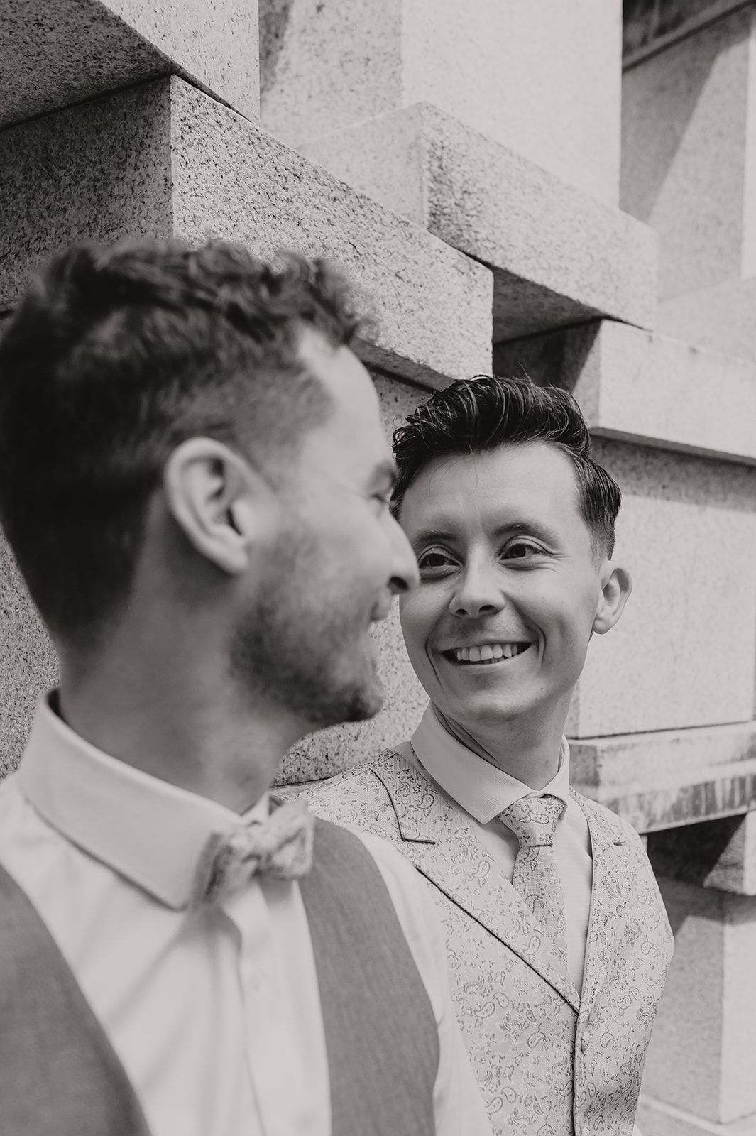 Huwelijksfotografie Roeselare 
Koppelshoot
Verbeke Foundation
Roeselare
LGBTQ
Hoeve wabi sabi
Staden
Intiem huwelijk
Verbeke Foundation