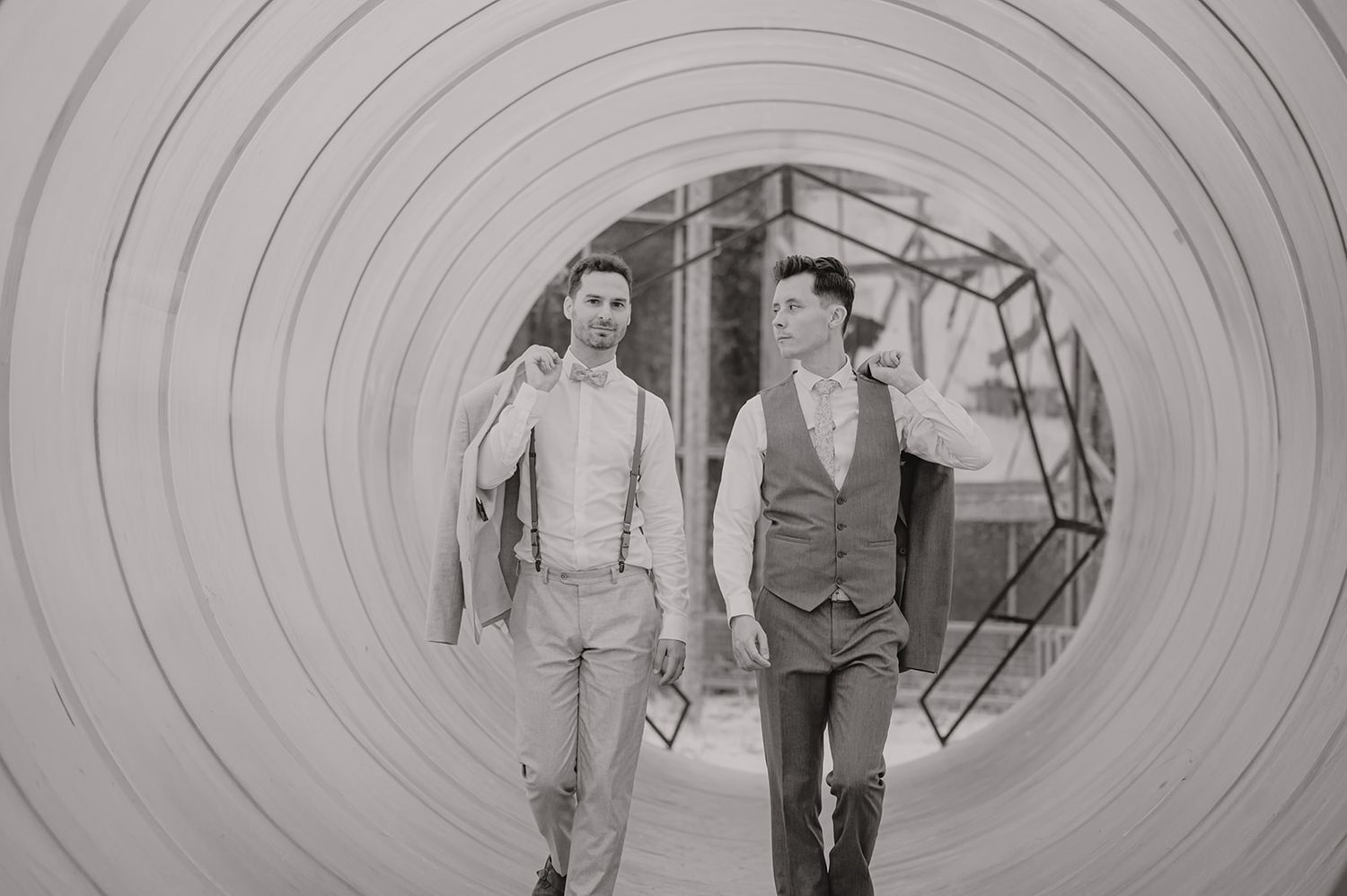 Huwelijksfotografie Roeselare 
Koppelshoot
Verbeke Foundation
Roeselare
LGBTQ
Hoeve wabi sabi
Staden
Intiem huwelijk
Verbeke Foundation