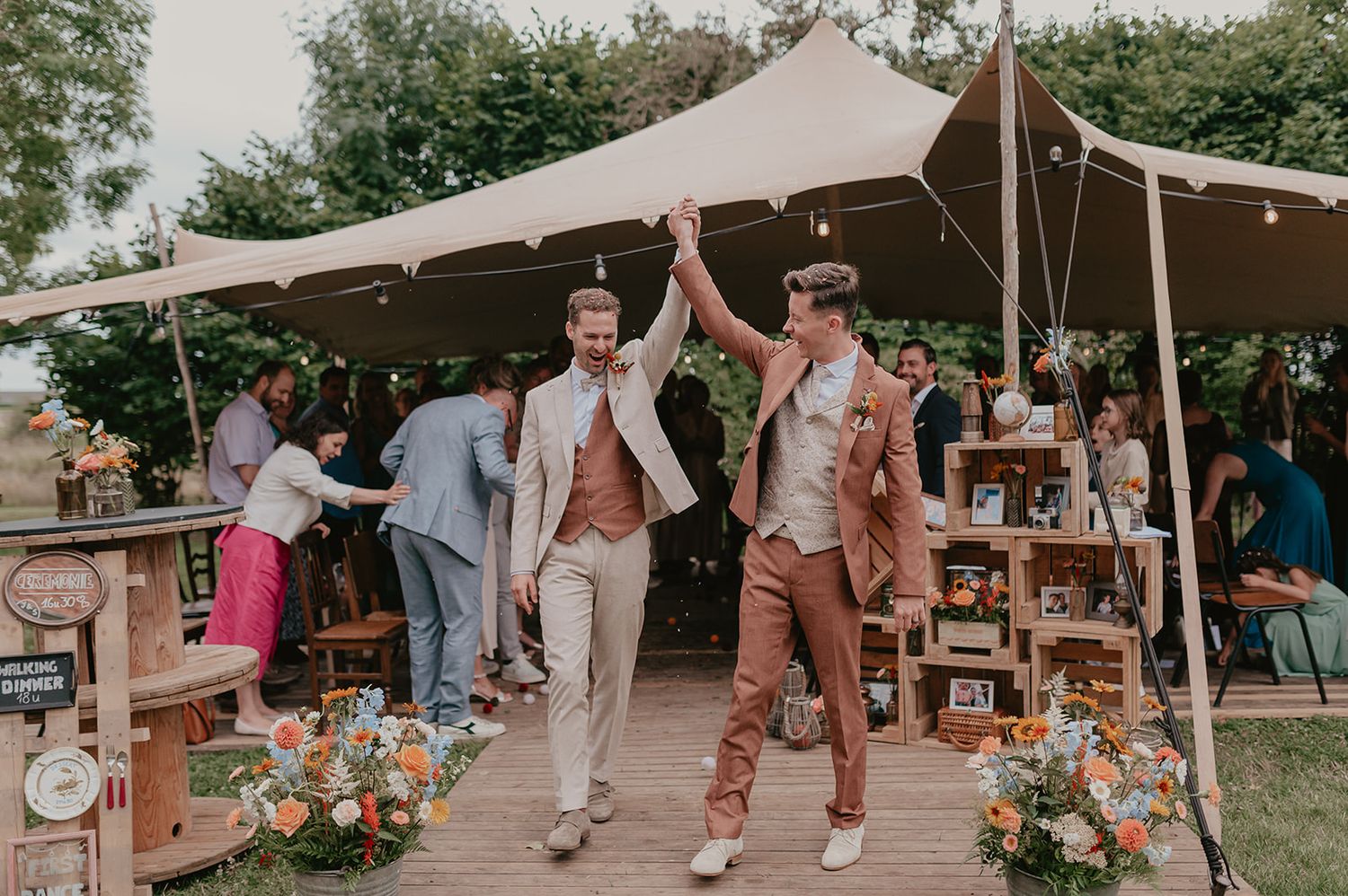 Huwelijksfotografie Roeselare 
Koppelshoot
Verbeke Foundation
Roeselare
LGBTQ
Hoeve wabi sabi
Staden
Intiem huwelijk
