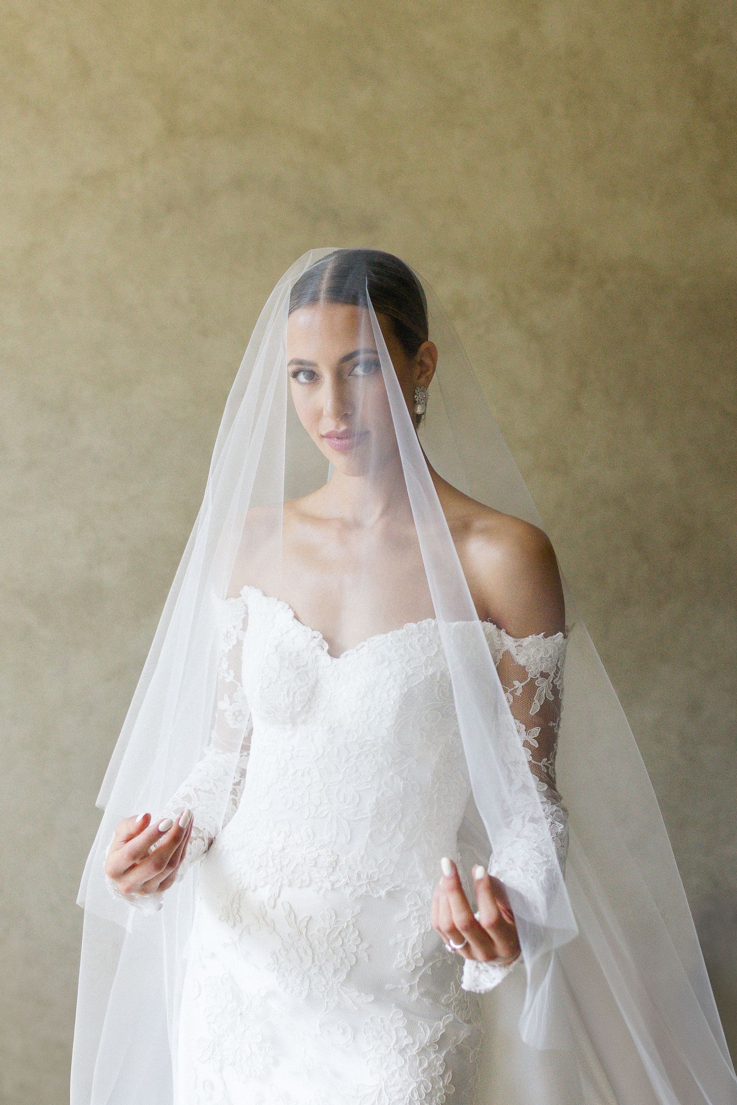 Saintwed is a destination wedding brand and company based in Mexico and Latin America, specializing in effortlessly elegant, sophisticated,