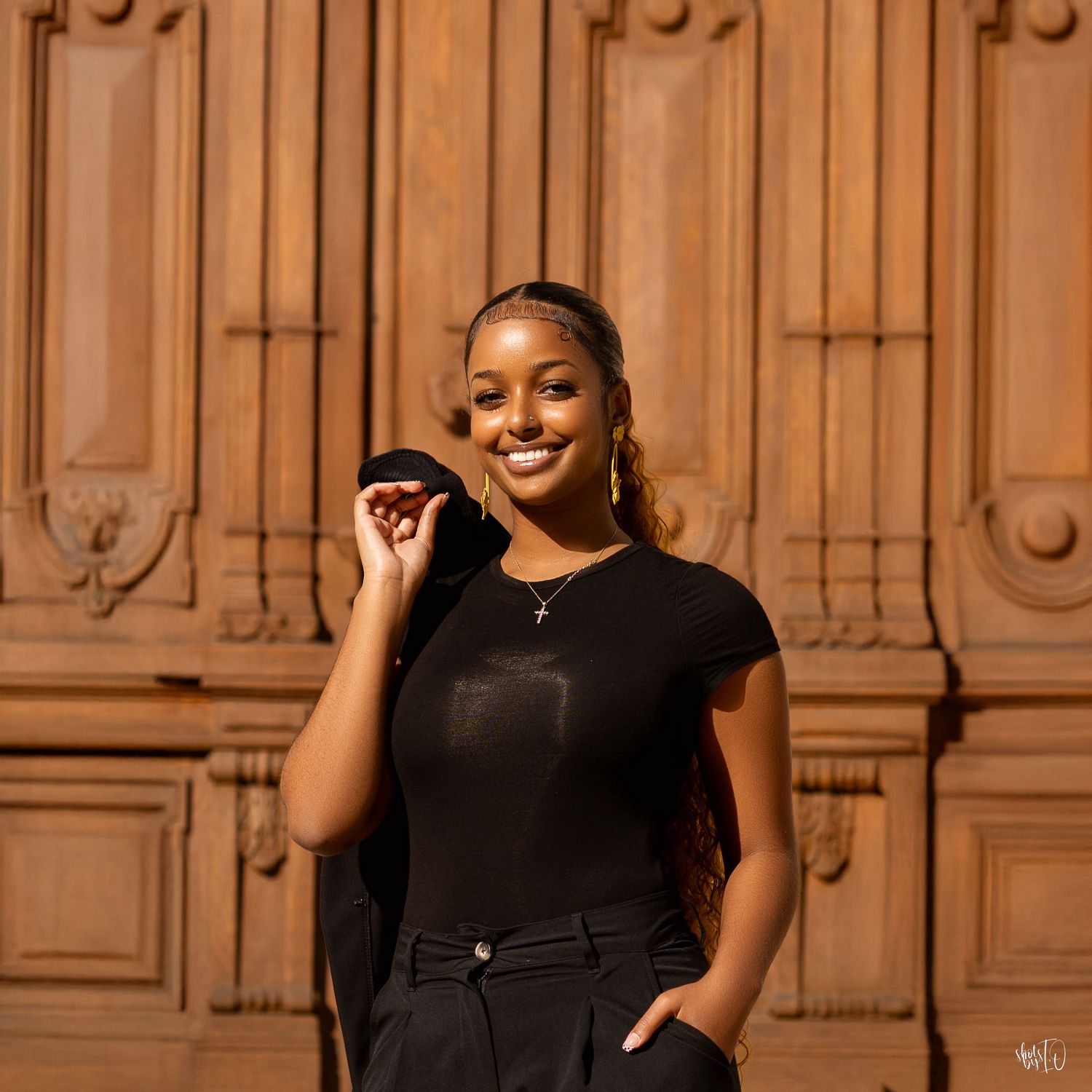 Out of door headshots