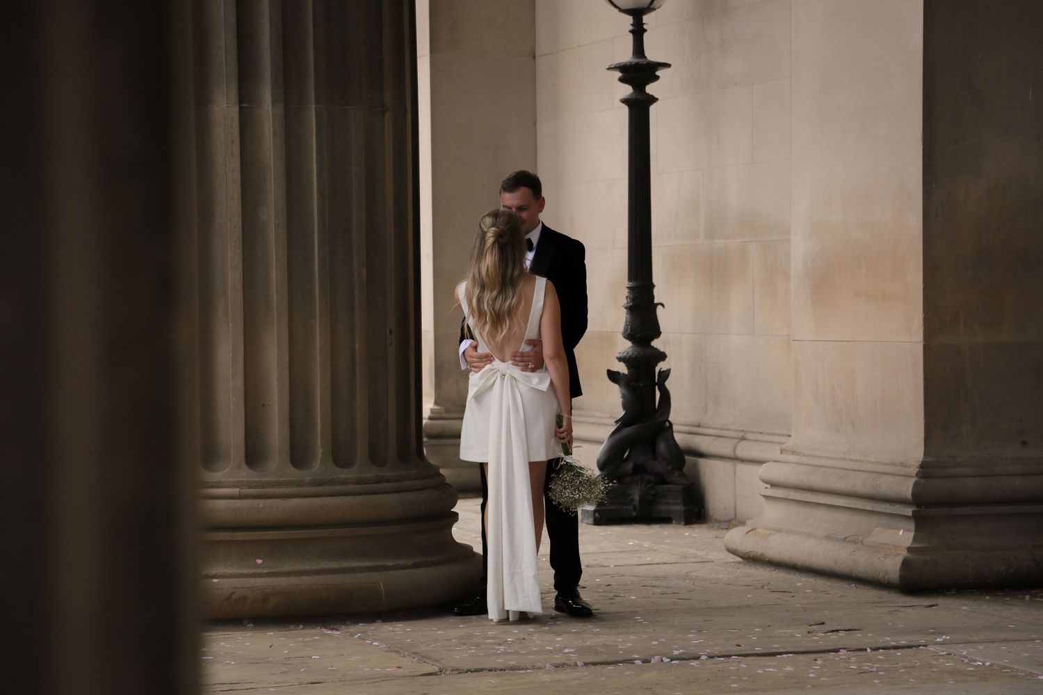 Editorial wedding moments, St Georges Hall, Liverpool wedding photographer, Ruby Salmon Photography
